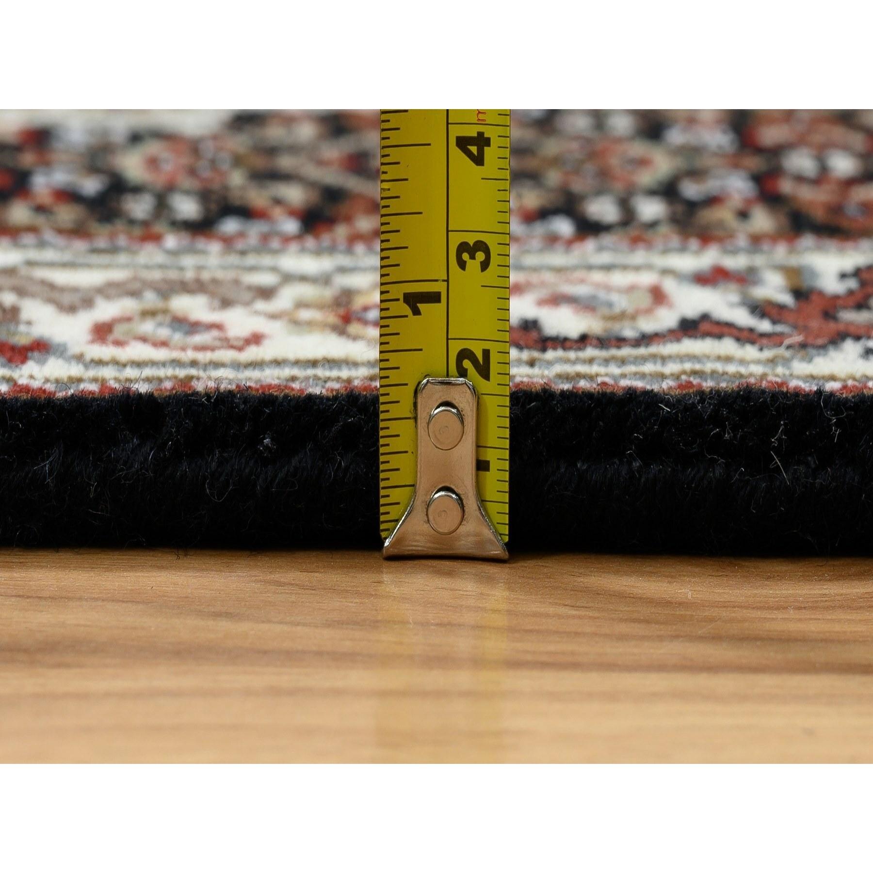 XXI secolo e contemporaneo Tappeto Runner Tabriz Mahi 175 KPSI in pura lana annodata a mano 2'x7'10