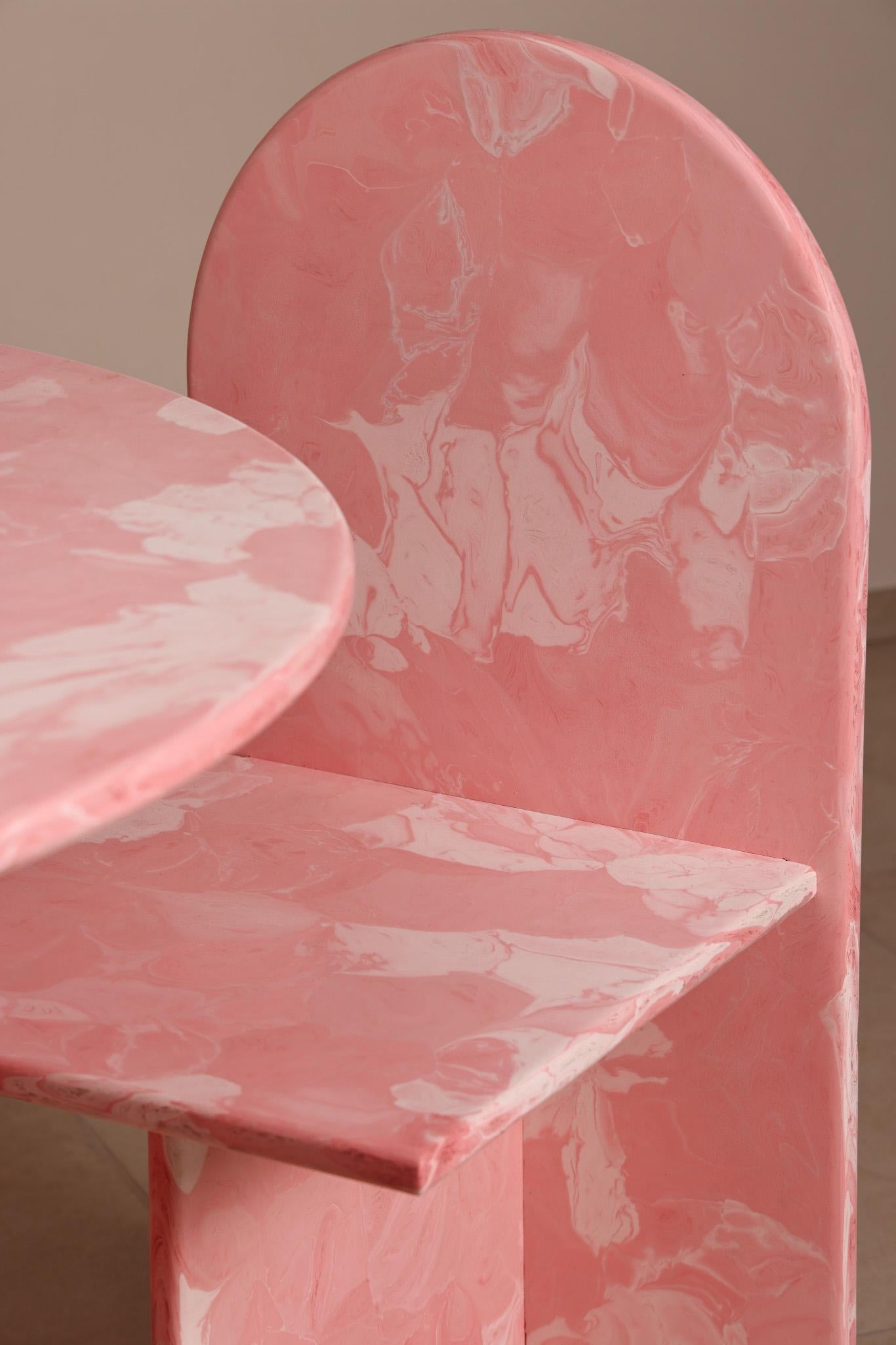 Modern 2x Contemporary Chairs Pink 100% Recycled Plastic Hand-Crafted by Anqa Studios For Sale