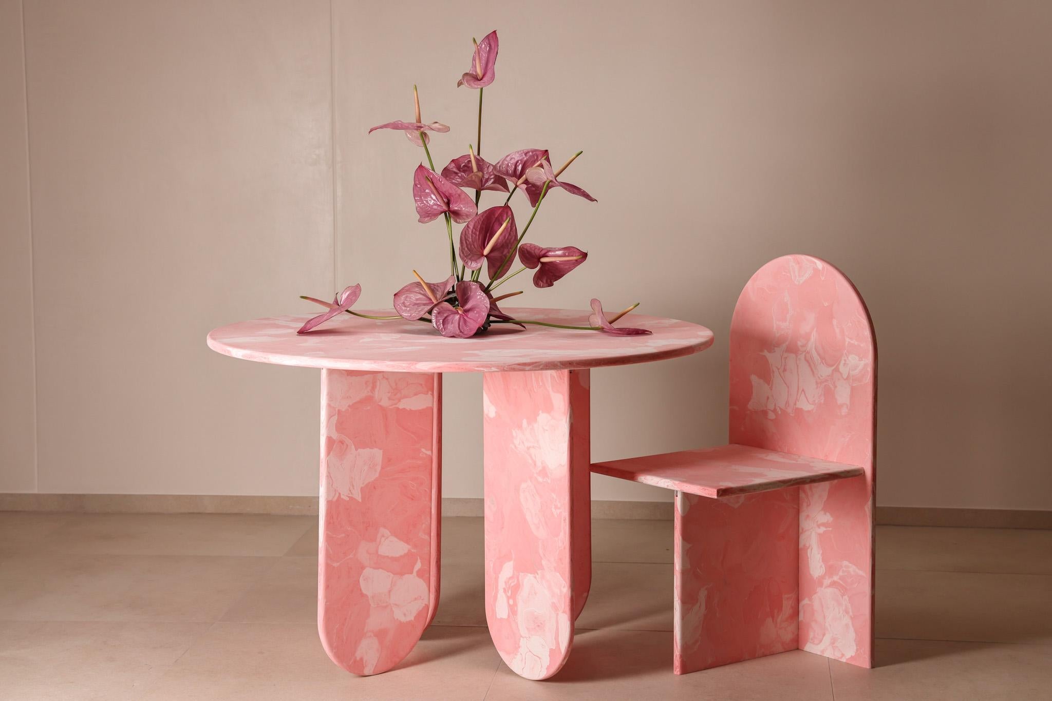 Dutch 2x Contemporary Chairs Pink 100% Recycled Plastic Hand-Crafted by Anqa Studios For Sale