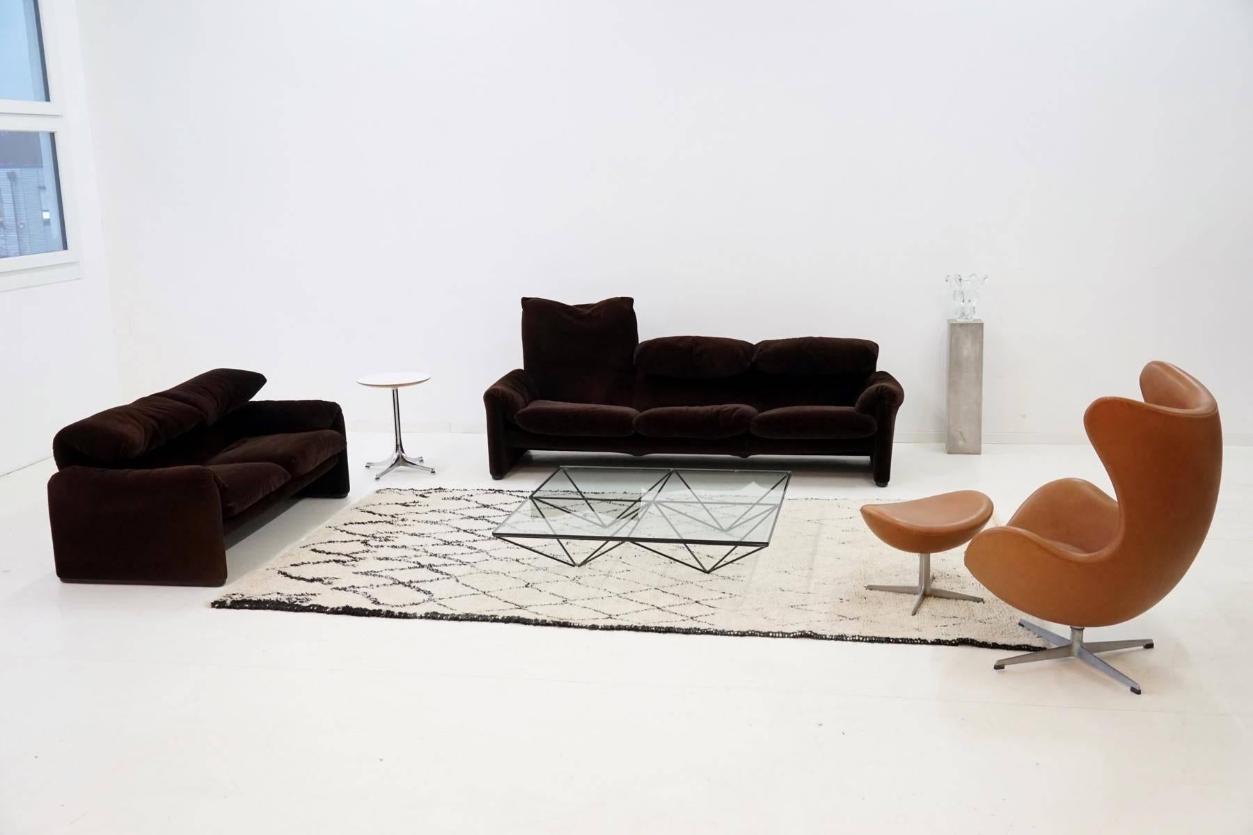 Italian Three and Two-Seat Maralunga for Cassina, Design Function Canapé Couch