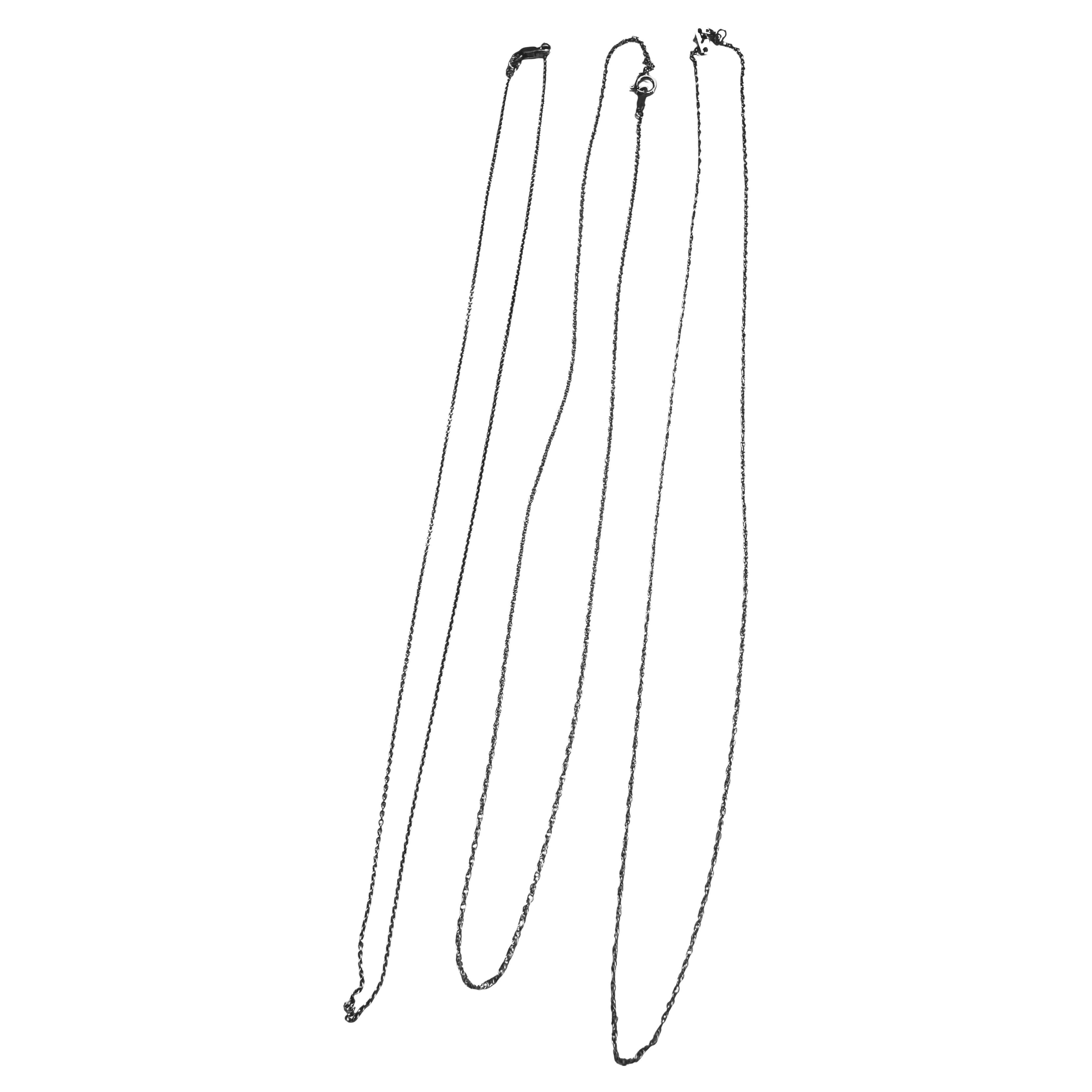 3 chaînes en or blanc 14k et 2 chaînes en or jaune 14k en vente
