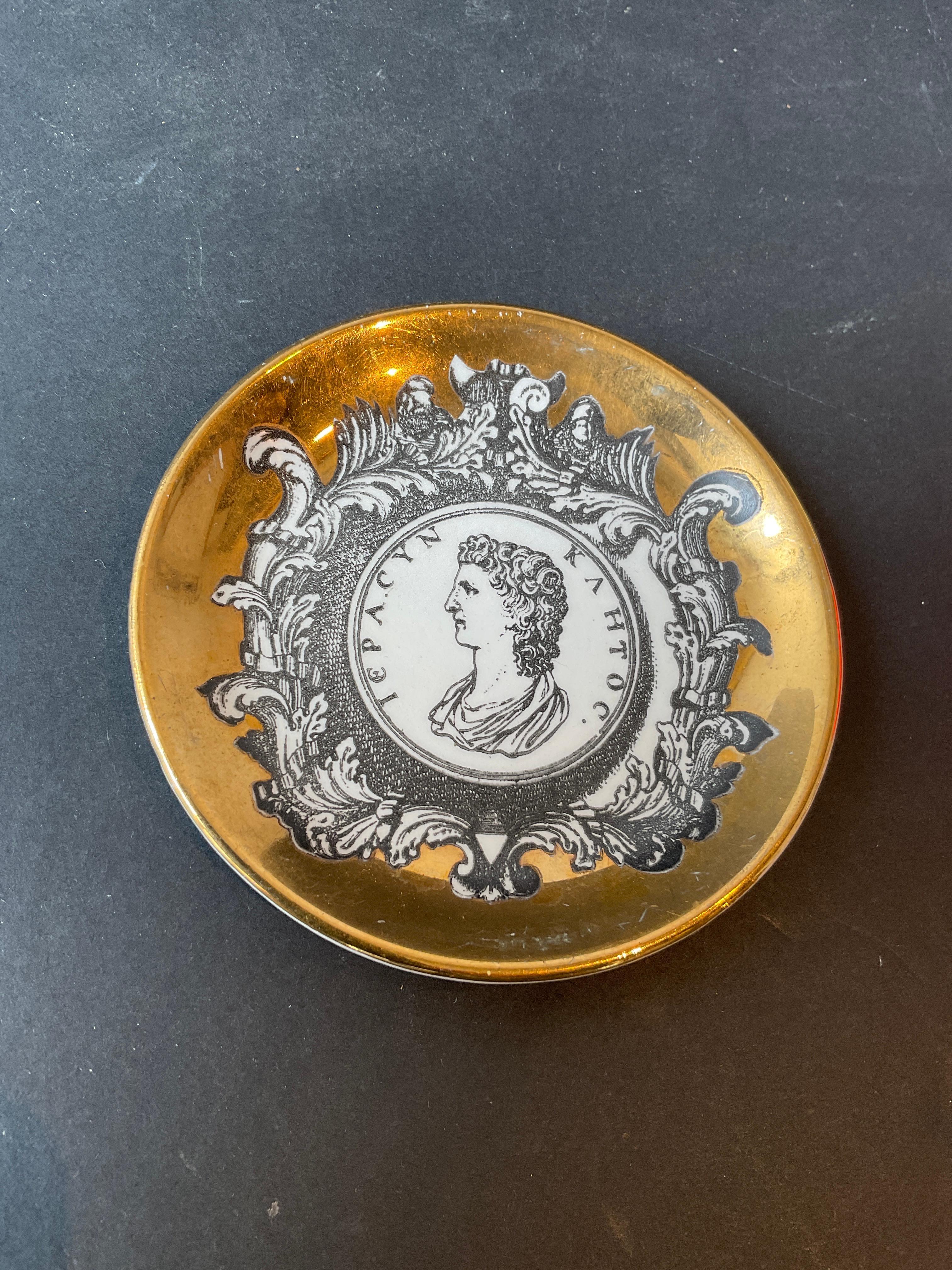 3 kleine Fornasetti-Schalen.