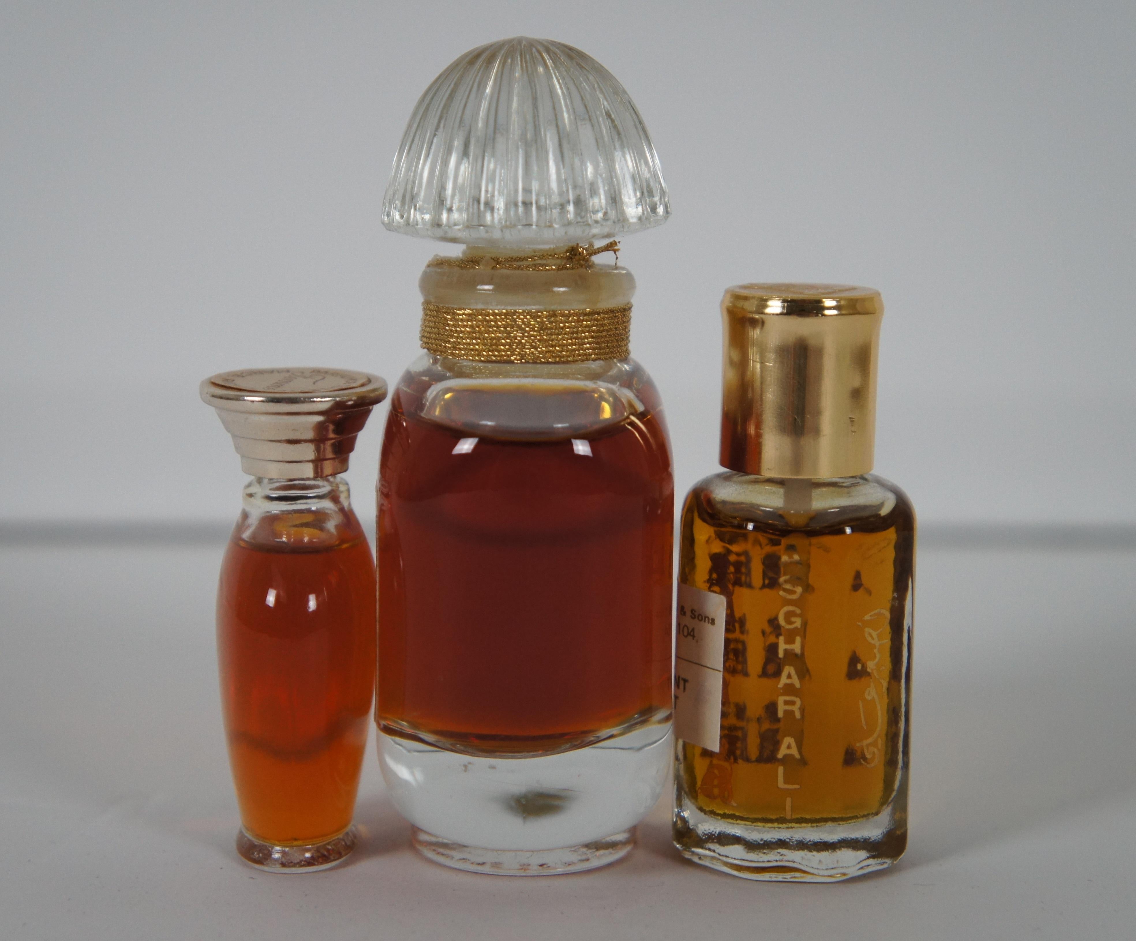 Milieu du XXe siècle 3 flacons de parfum français des années 1960 Miss De Rauch Femme Marcel Rochas Yves St Laurent en vente