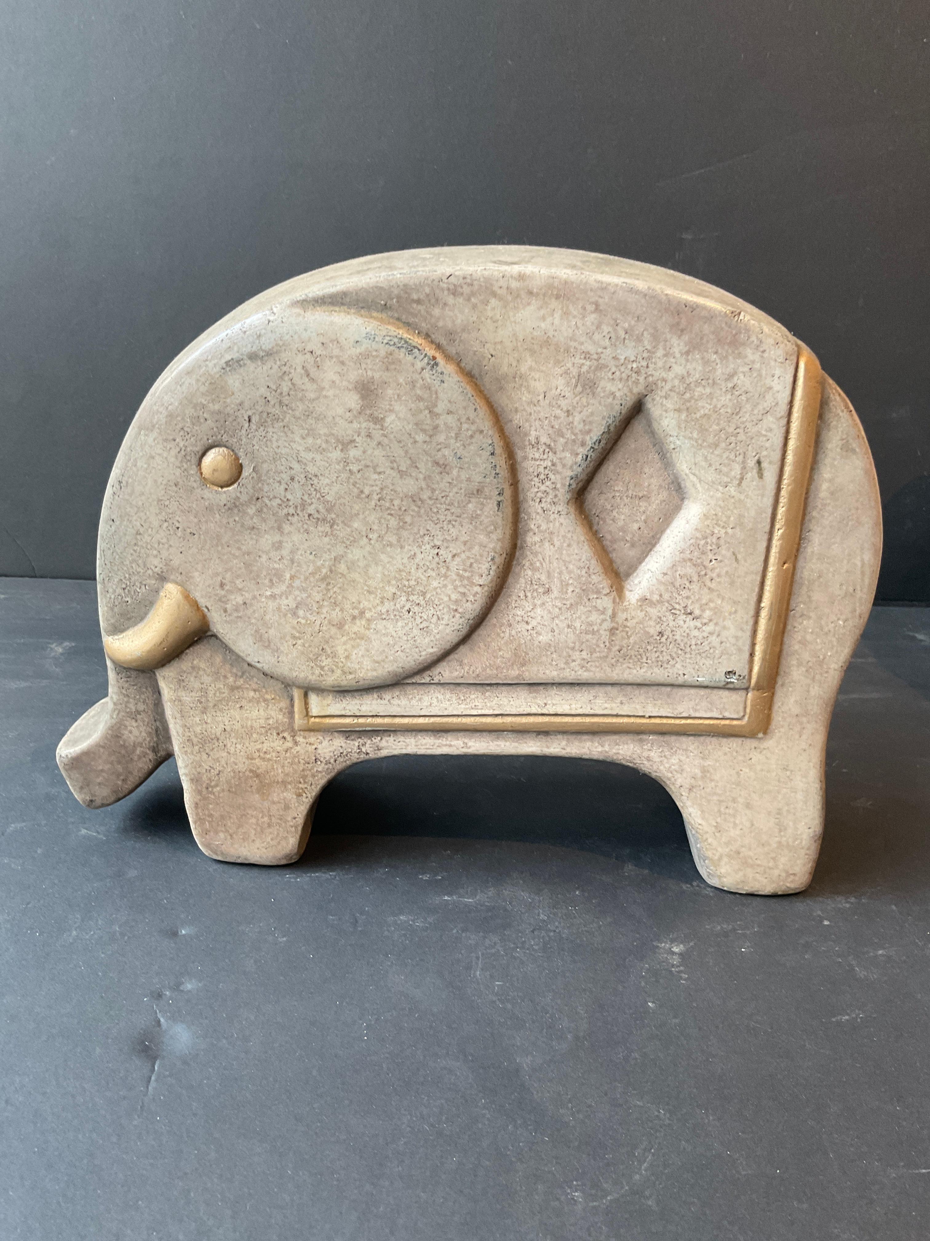 3 Éléphants en céramique des années 1980 Bon état - En vente à Tarrytown, NY