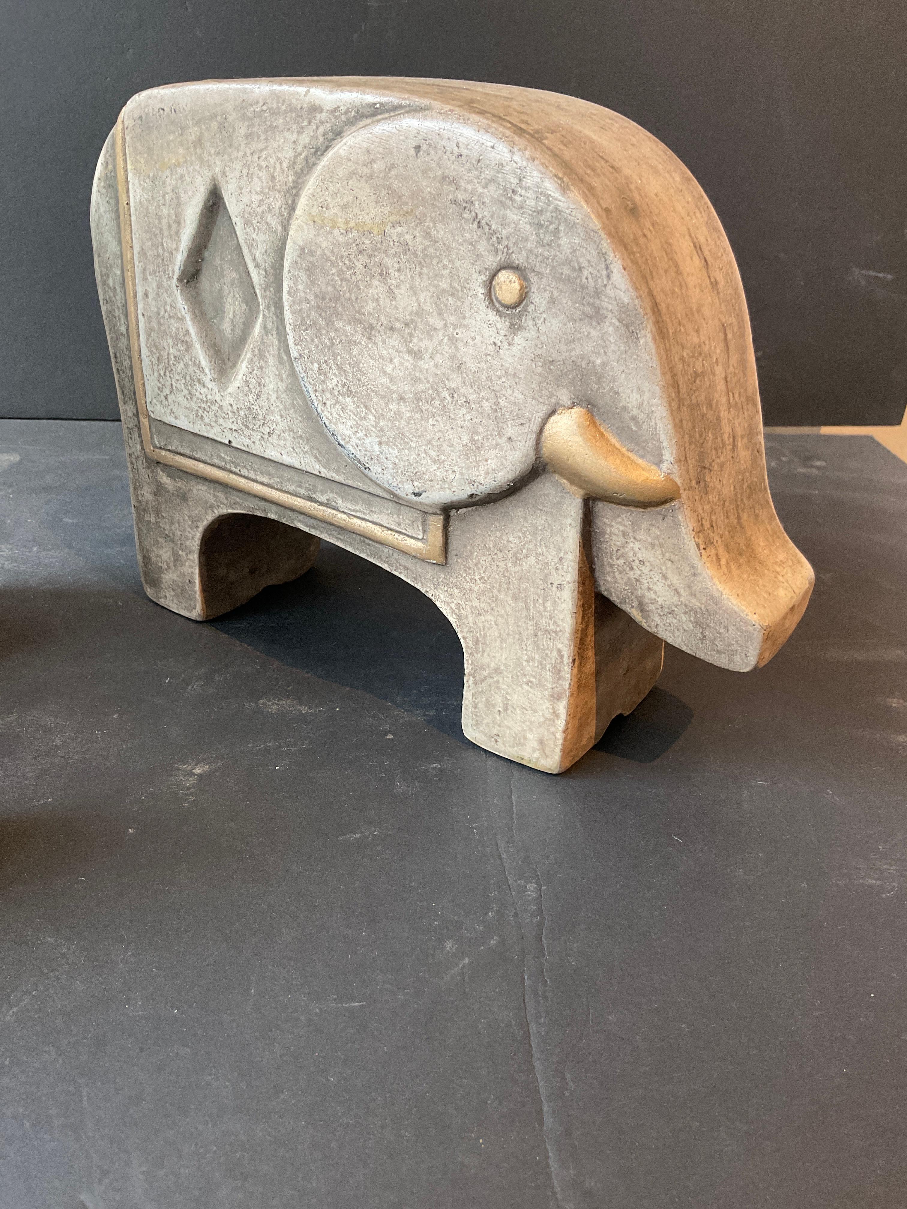 3 Éléphants en céramique des années 1980 en vente 4