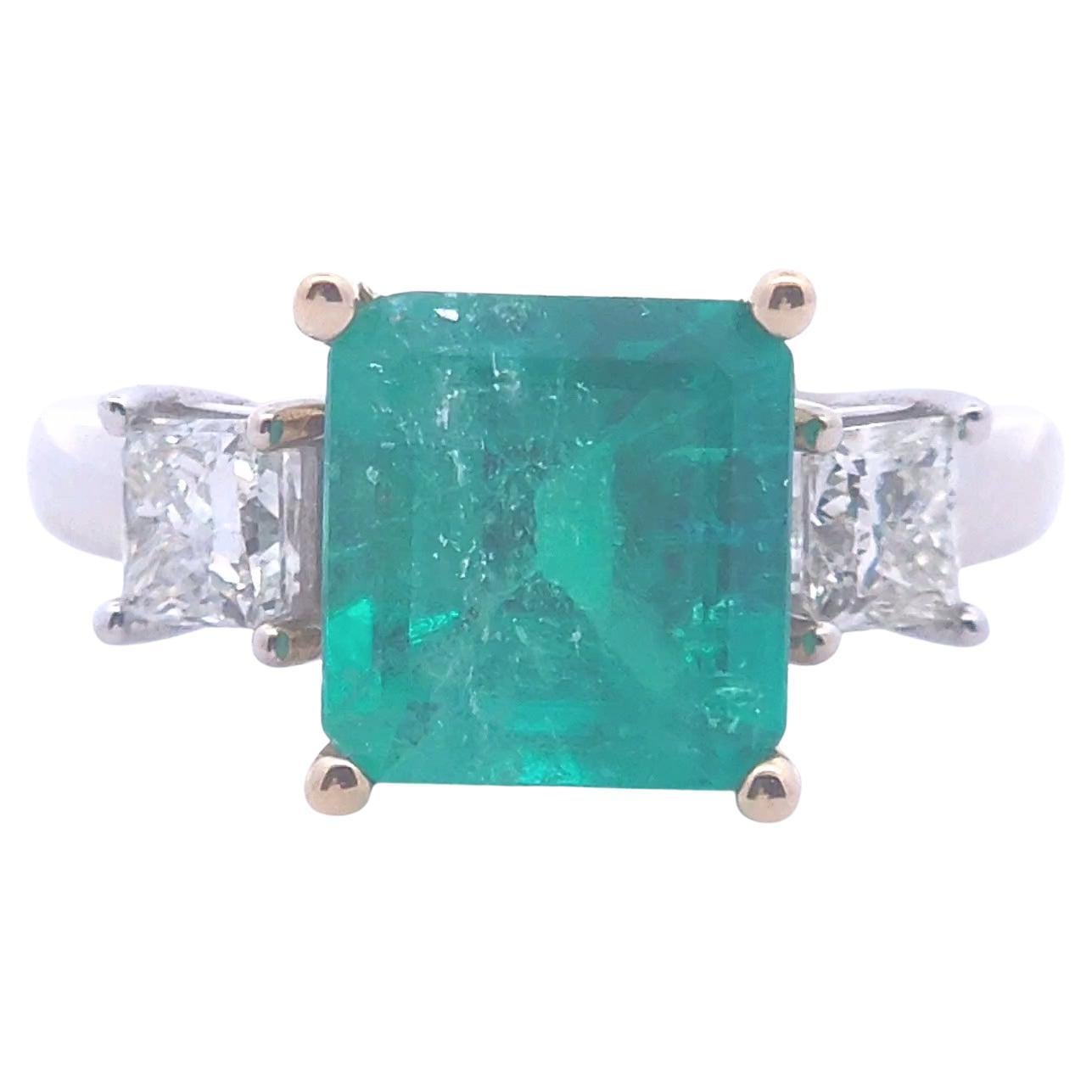 Anello con smeraldo da 3 3/4 carati in oro 14k