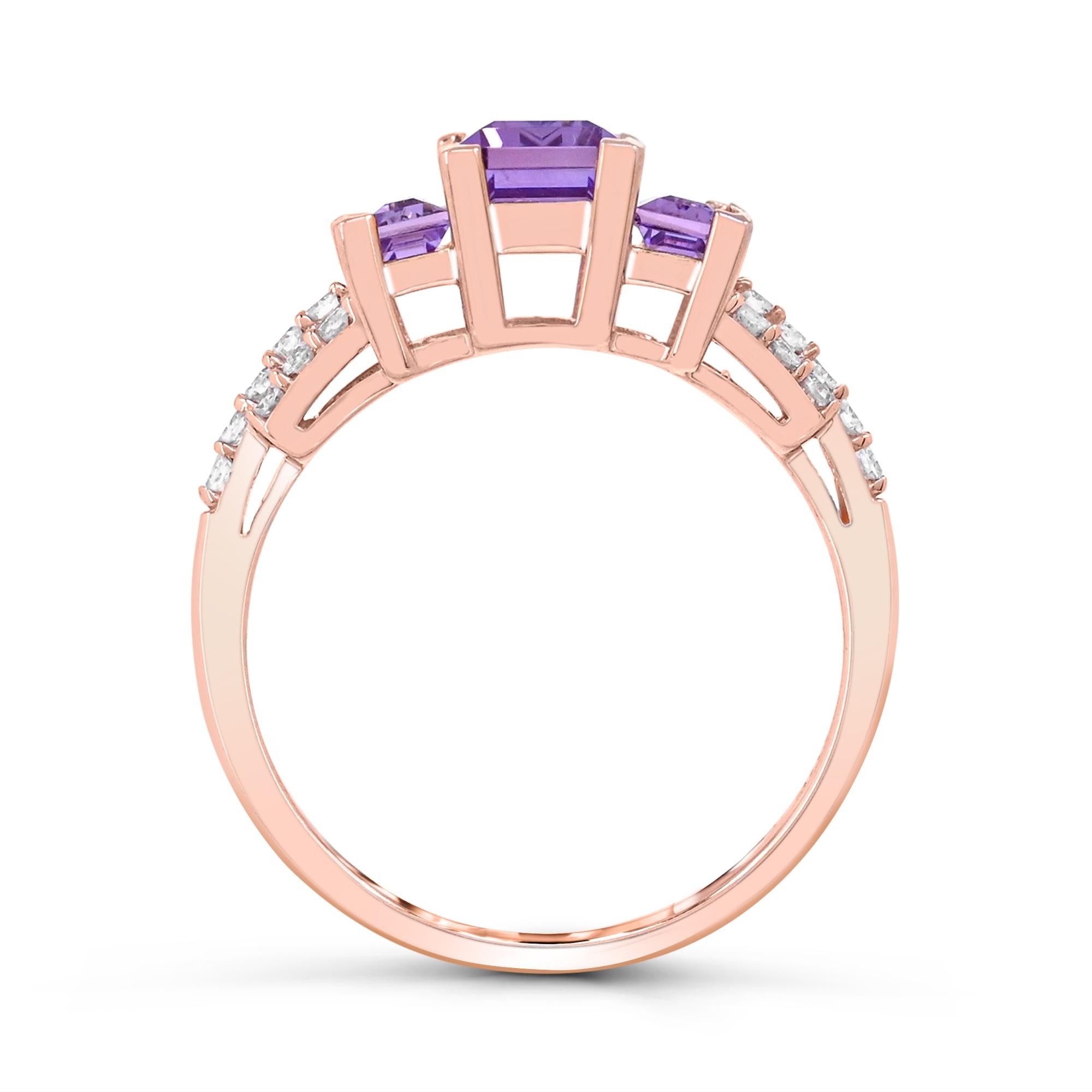 3-3/8 Karat Baguette- Amethyst-Diamant-Ring mit drei Steinen akzentuiert (Art déco) im Angebot