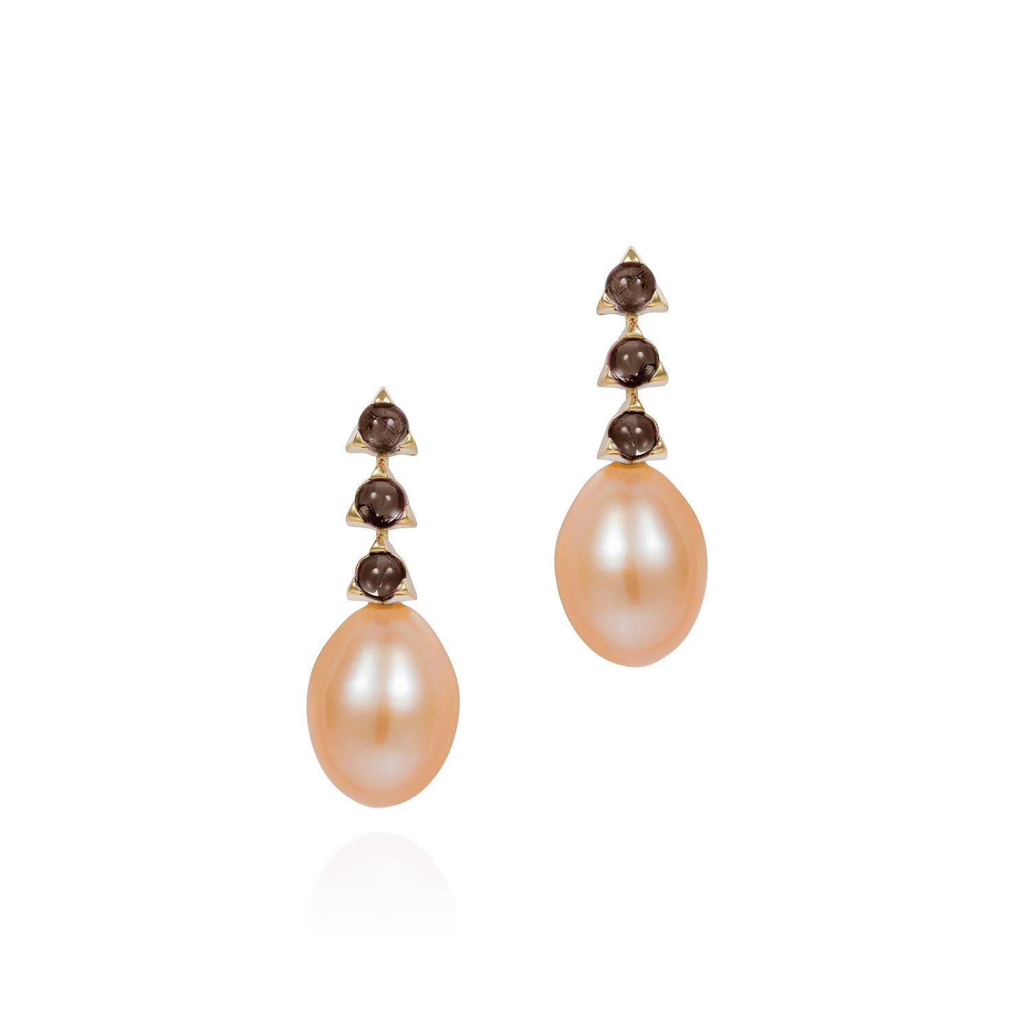 Round Cut 3- 3 mm Stone Baroque Pink Pearl Earrings, Pink Tourmaline, 18 karat yellow gold For Sale