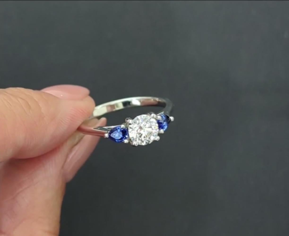 Contemporain Bague de fiançailles saphir de 3/4 carat certifiée GIA en vente