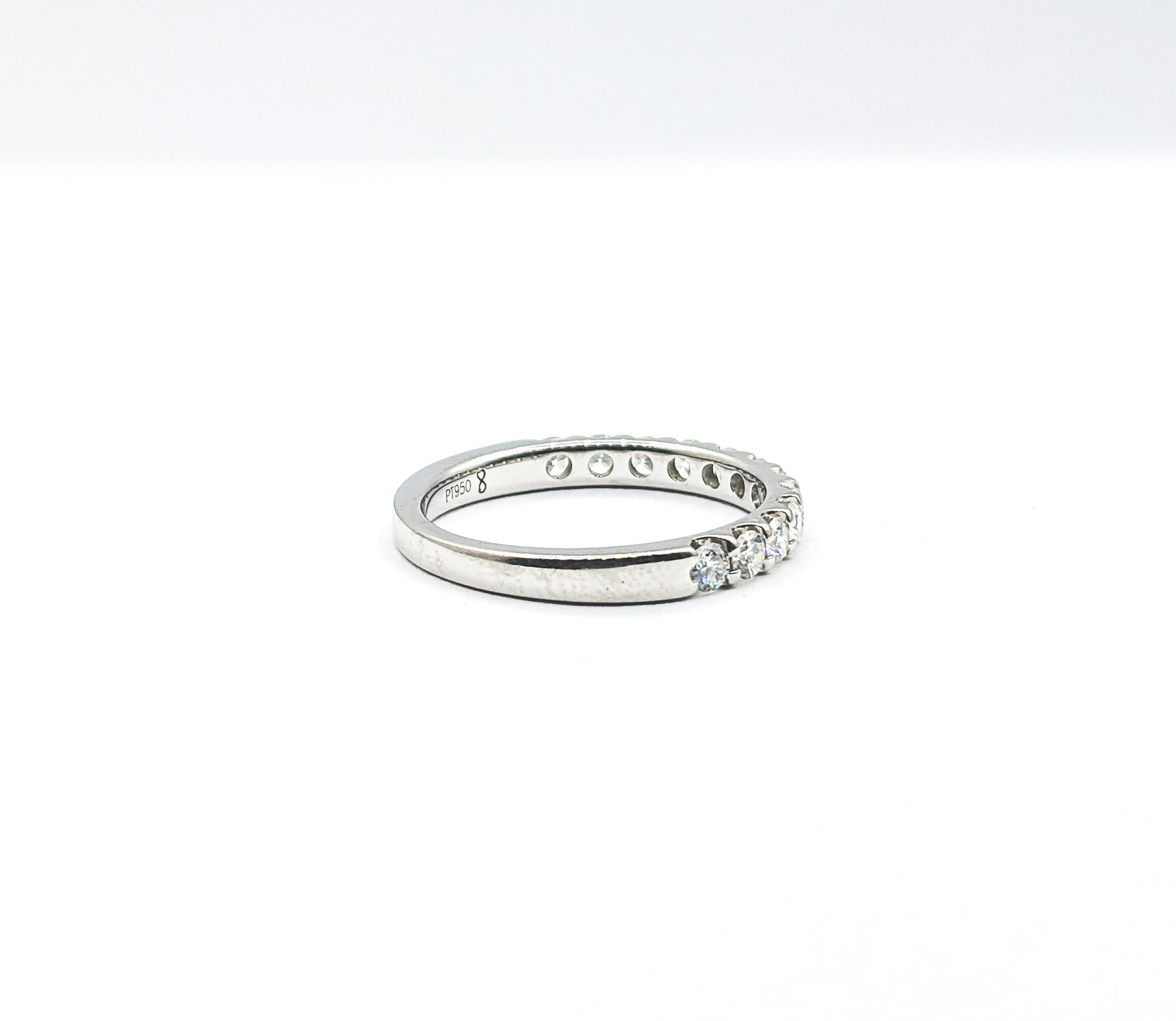 Round Cut 3/4ctw Diamond Ring In Platinum  For Sale