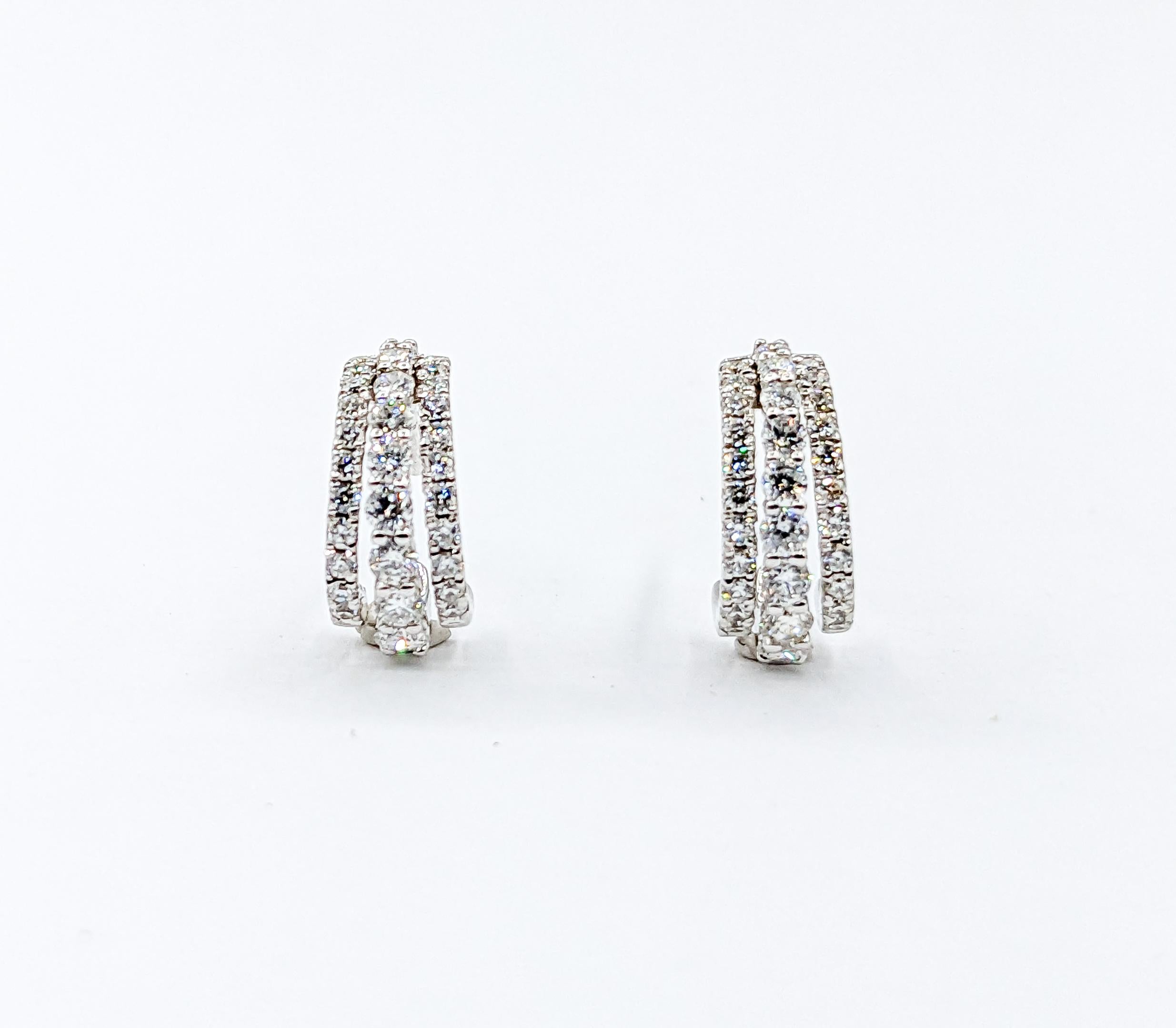 3/4ctw Diamond Sparkling Stud Earrings For Sale 2