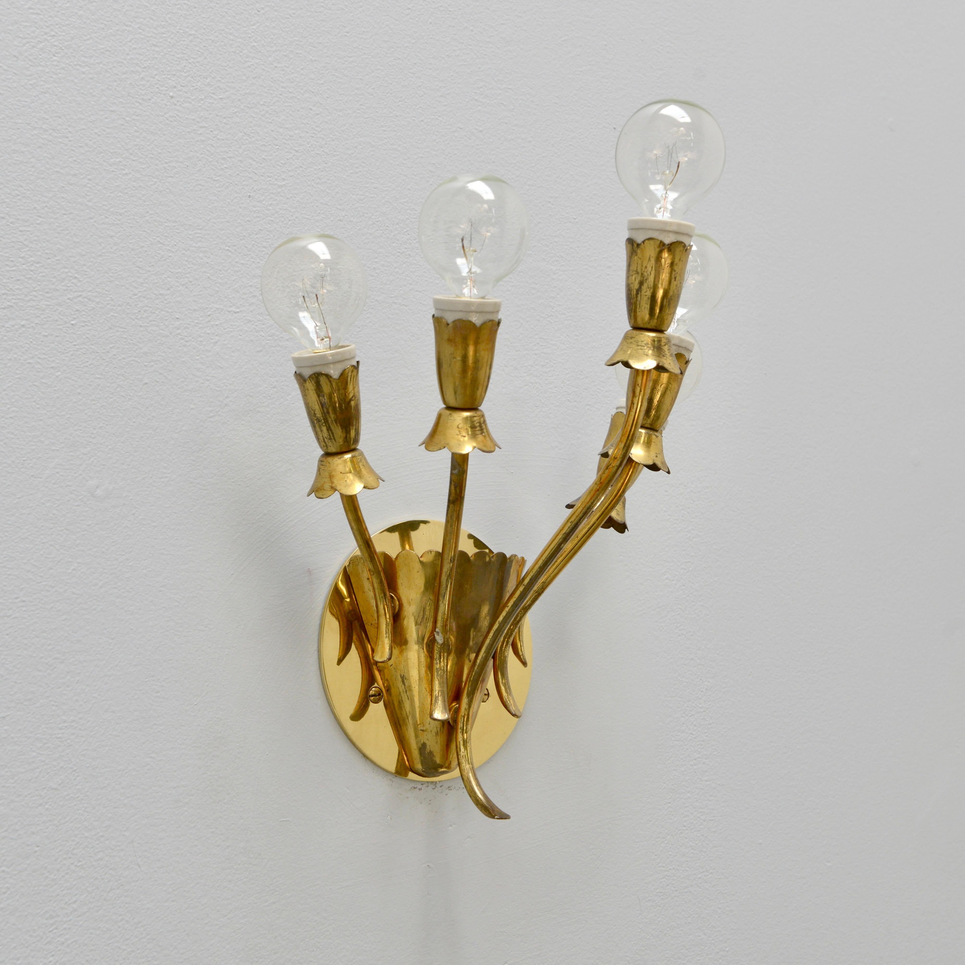 Single 5 Arm Botanical Sconce In Good Condition In Los Angeles, CA