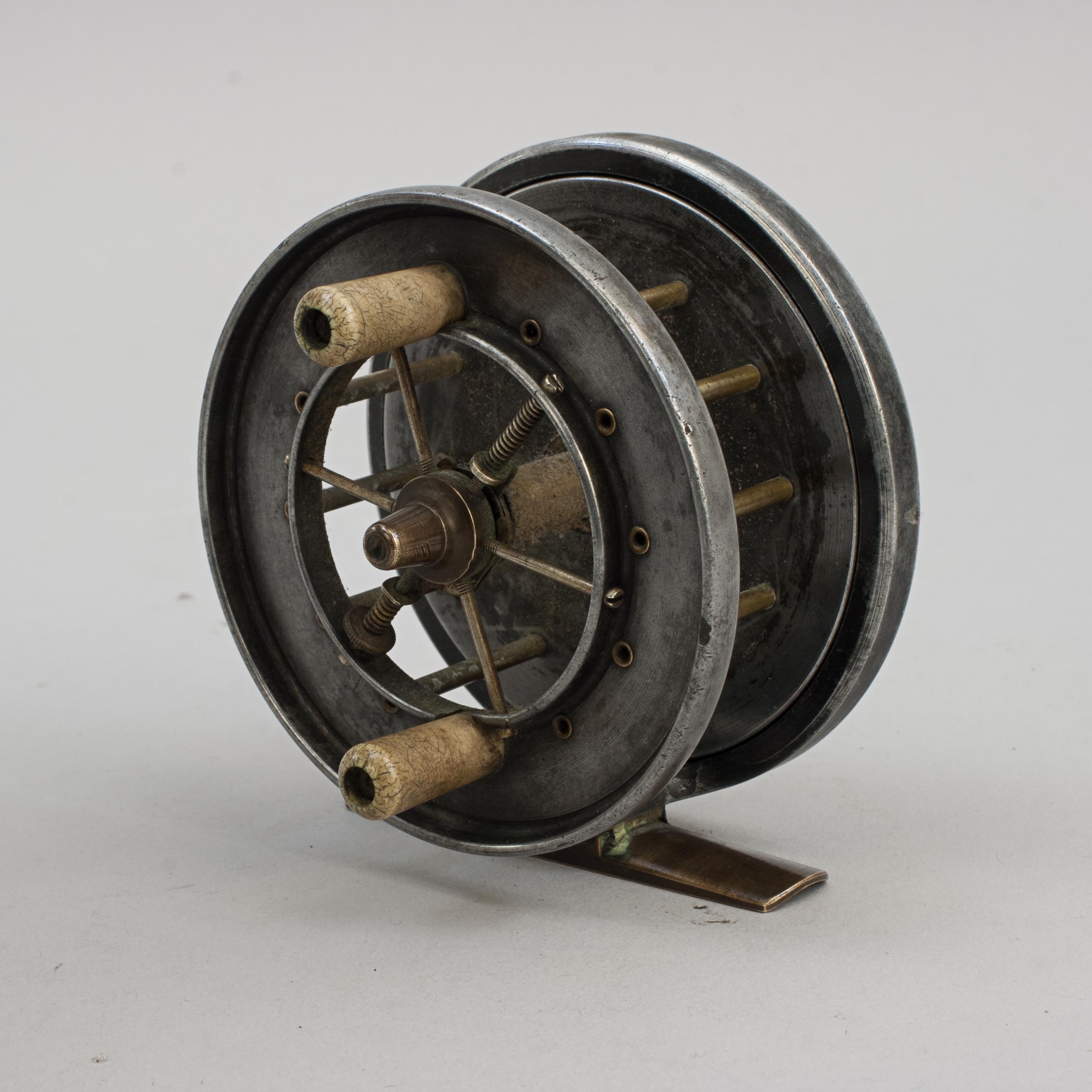 Allcock Aerial Popular Fishing Reel.
A good example of an alloy center pin Aerial 