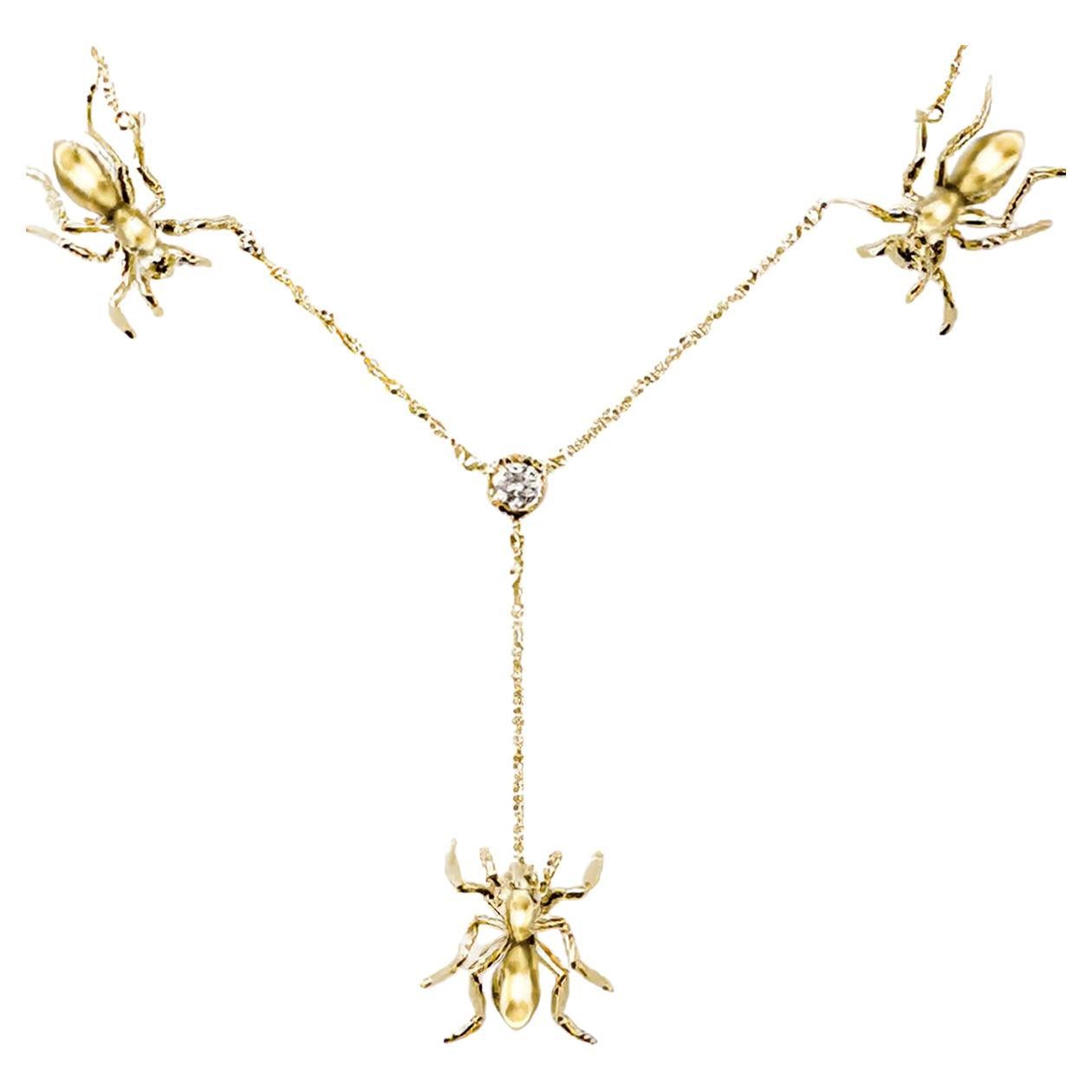 Collier lariat 3 fourmis en or jaune massif et diamants