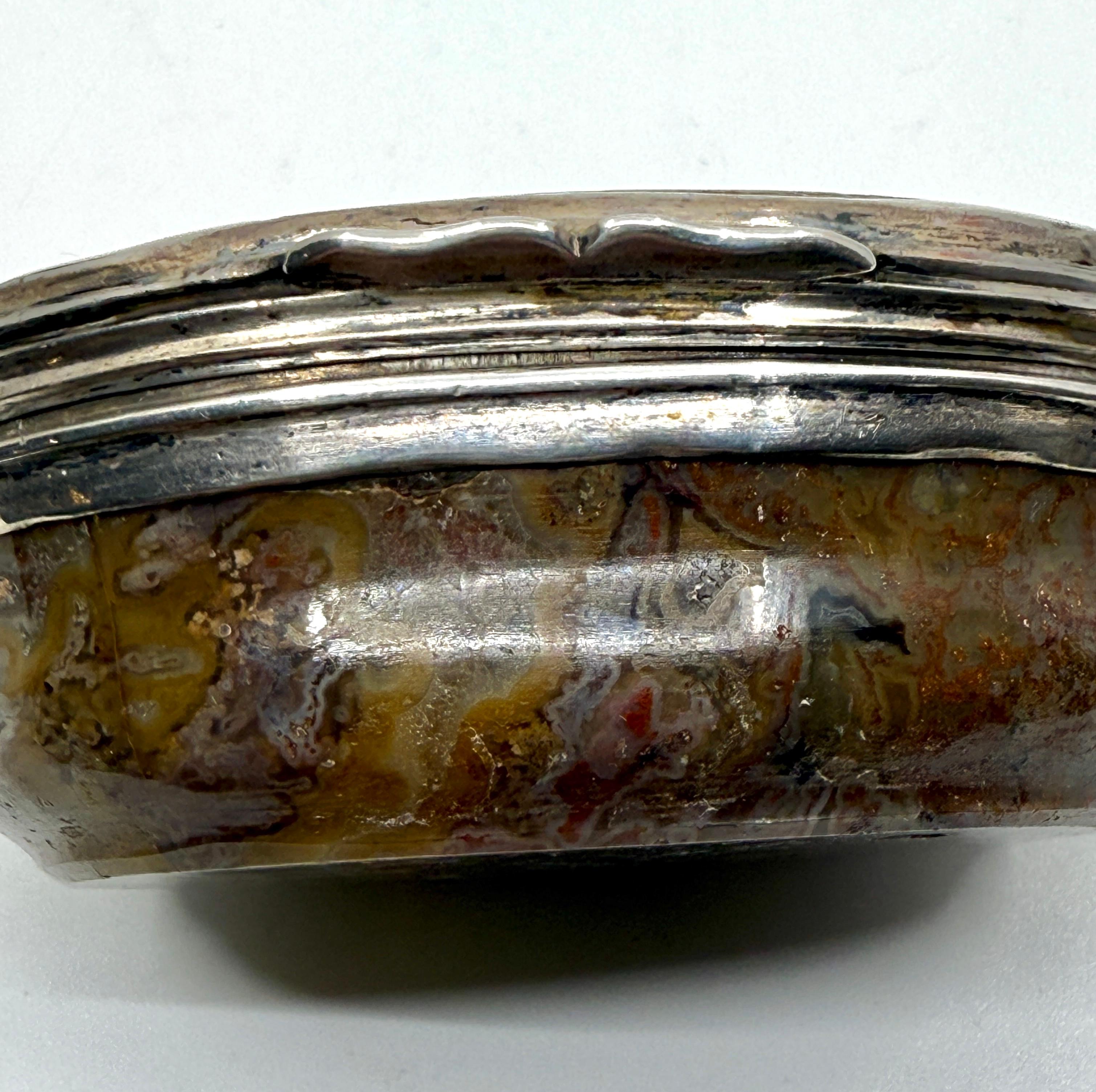 3 tabatières ou boîtes à bibelots anciennes de style victorien avec bandes et agate moussue en vente 4