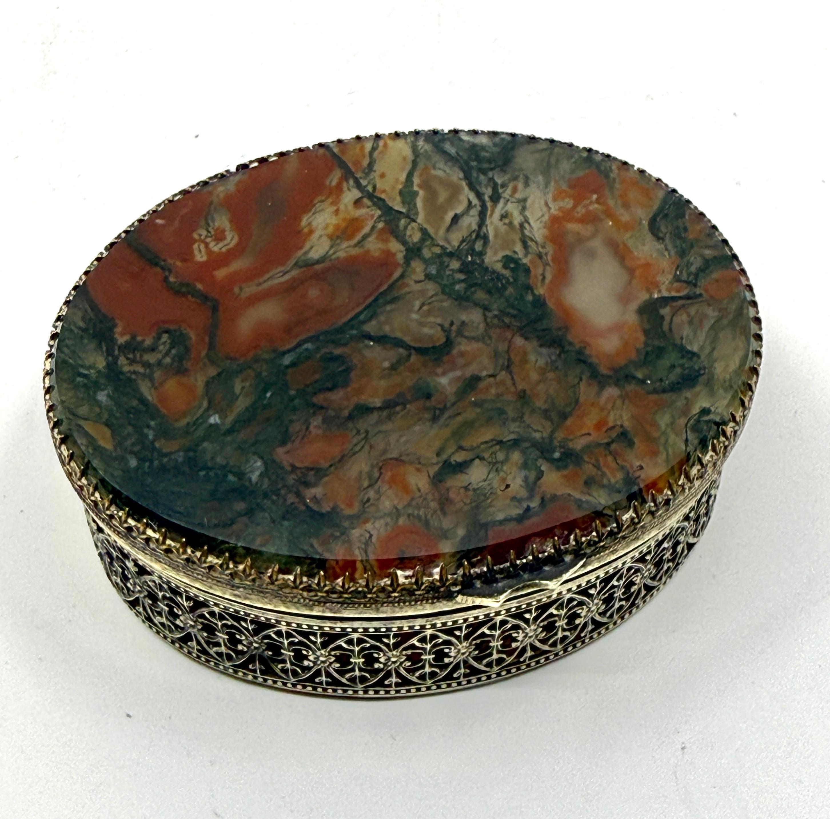 3 tabatières ou boîtes à bibelots anciennes de style victorien avec bandes et agate moussue en vente 5