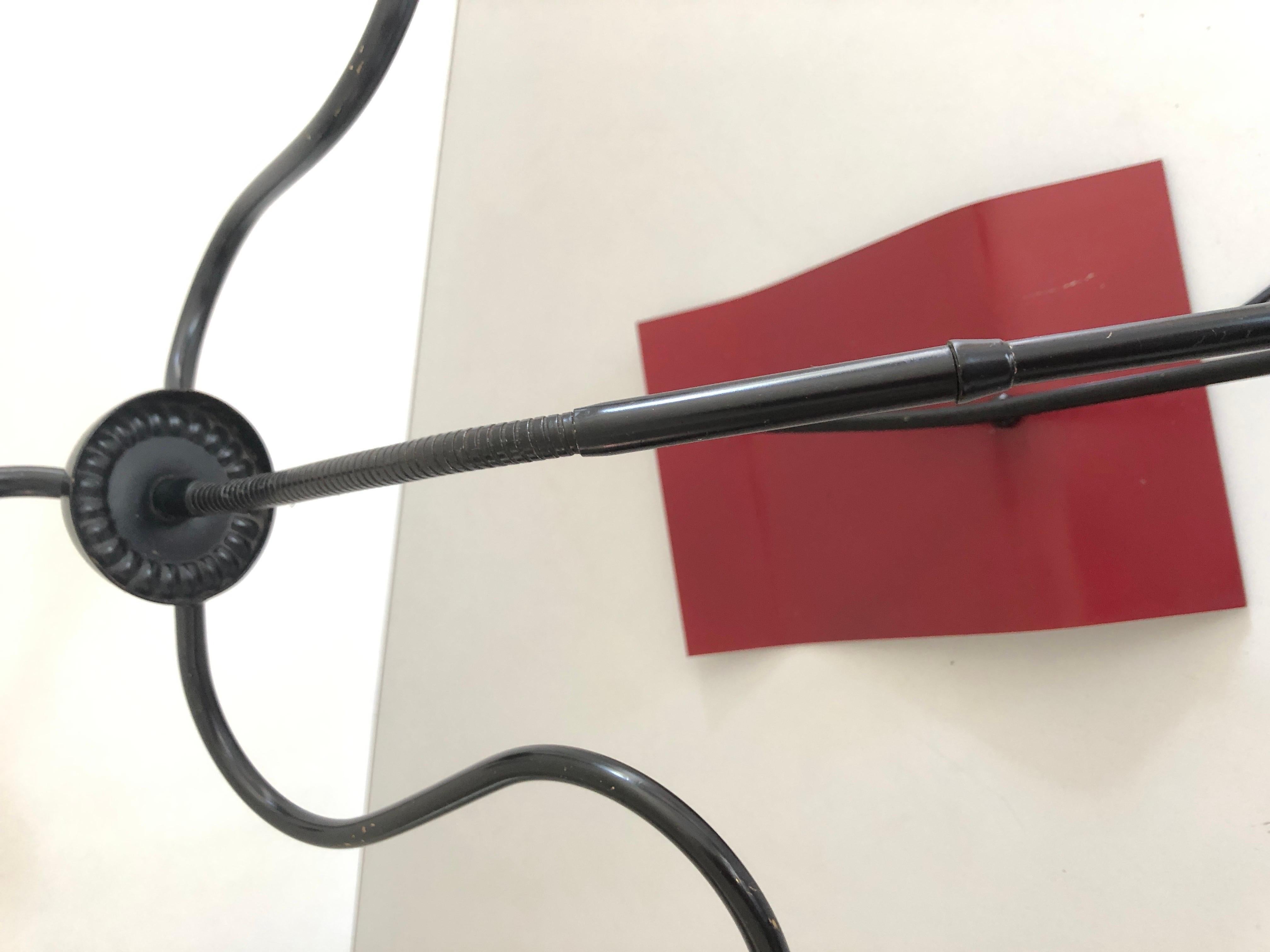 3-armed Adjustable Bordeaux Metal Rare Atomic Table Lamp, 1960s, France For Sale 1