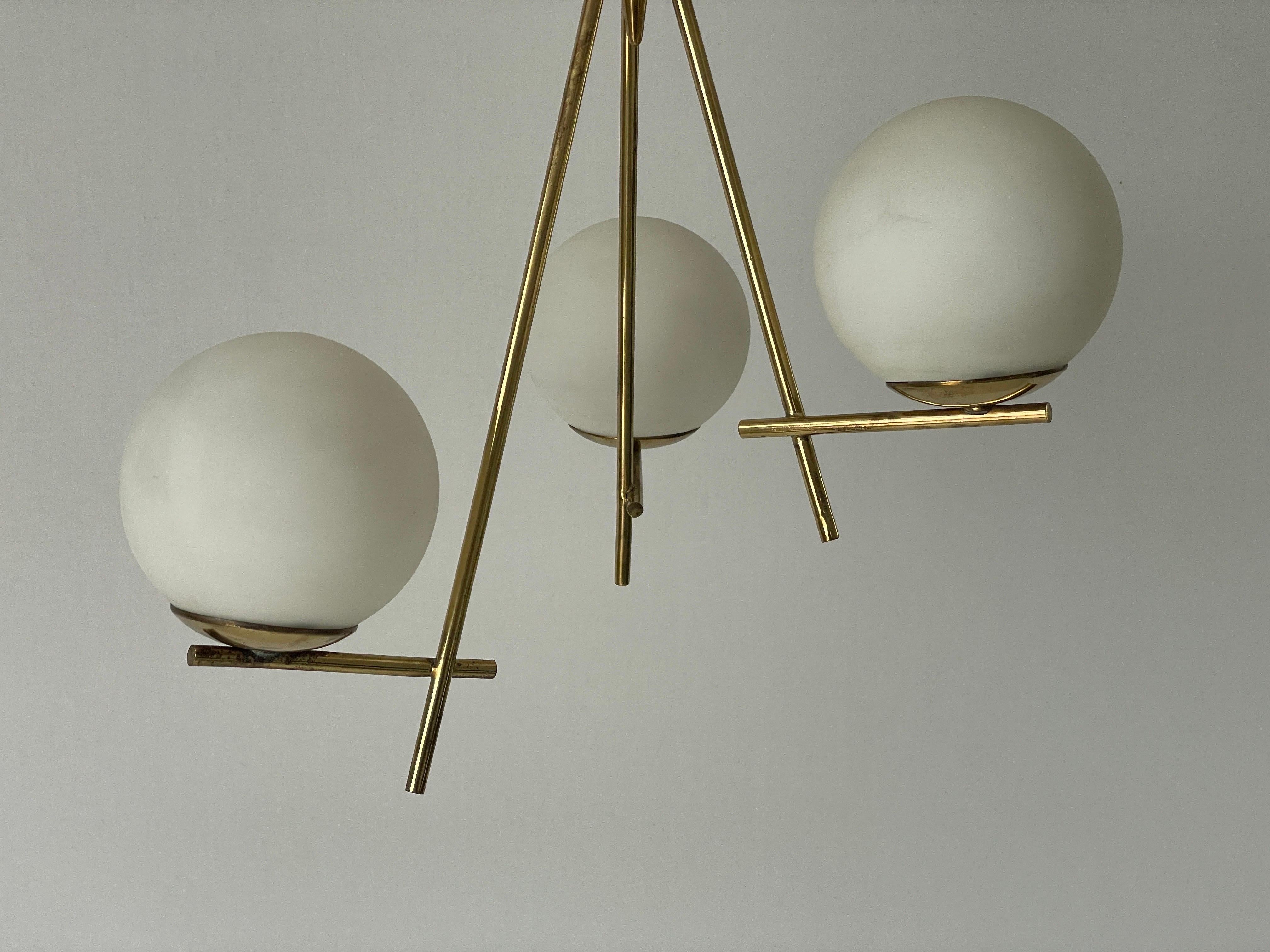 Mid-Century Modern 3-armed Ball Glass Orbit Design Ceiling Lamp, Attr. to Stilnovo, 1950s, Italy For Sale