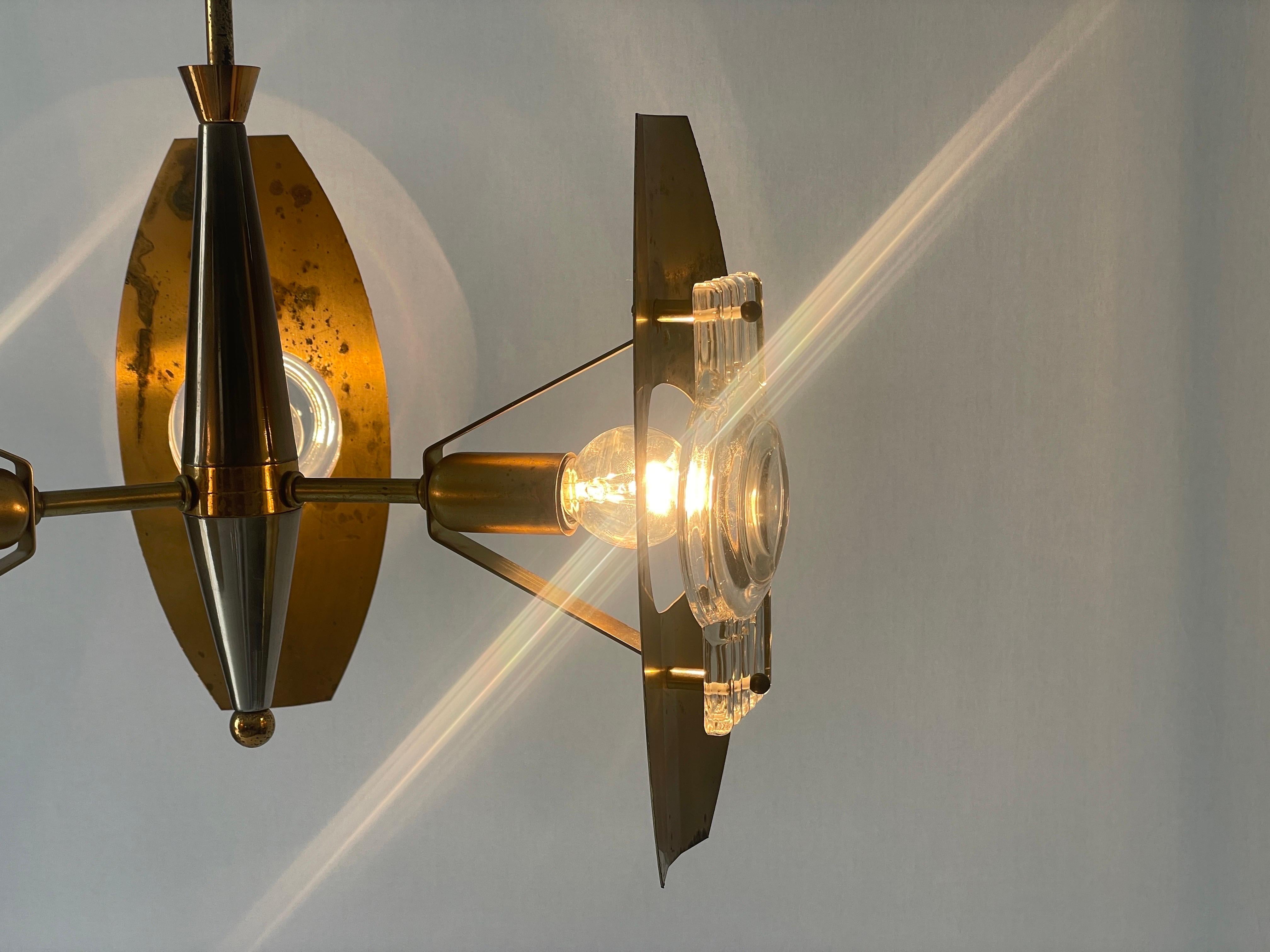 Lampada da soffitto a 3 bracci in ottone e vetro a lente, anni '60, Italia in vendita 12