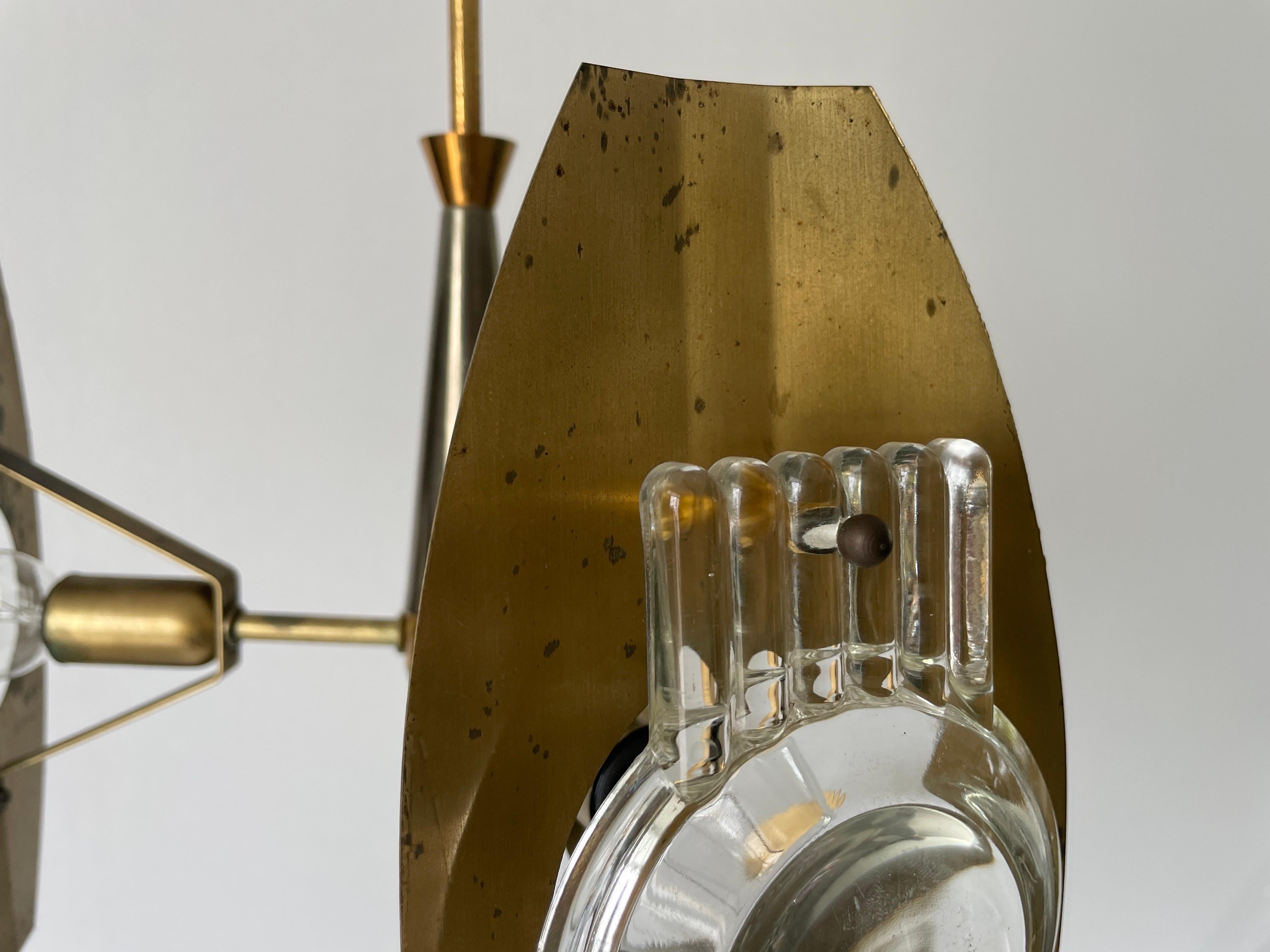 Lampada da soffitto a 3 bracci in ottone e vetro a lente, anni '60, Italia in vendita 2