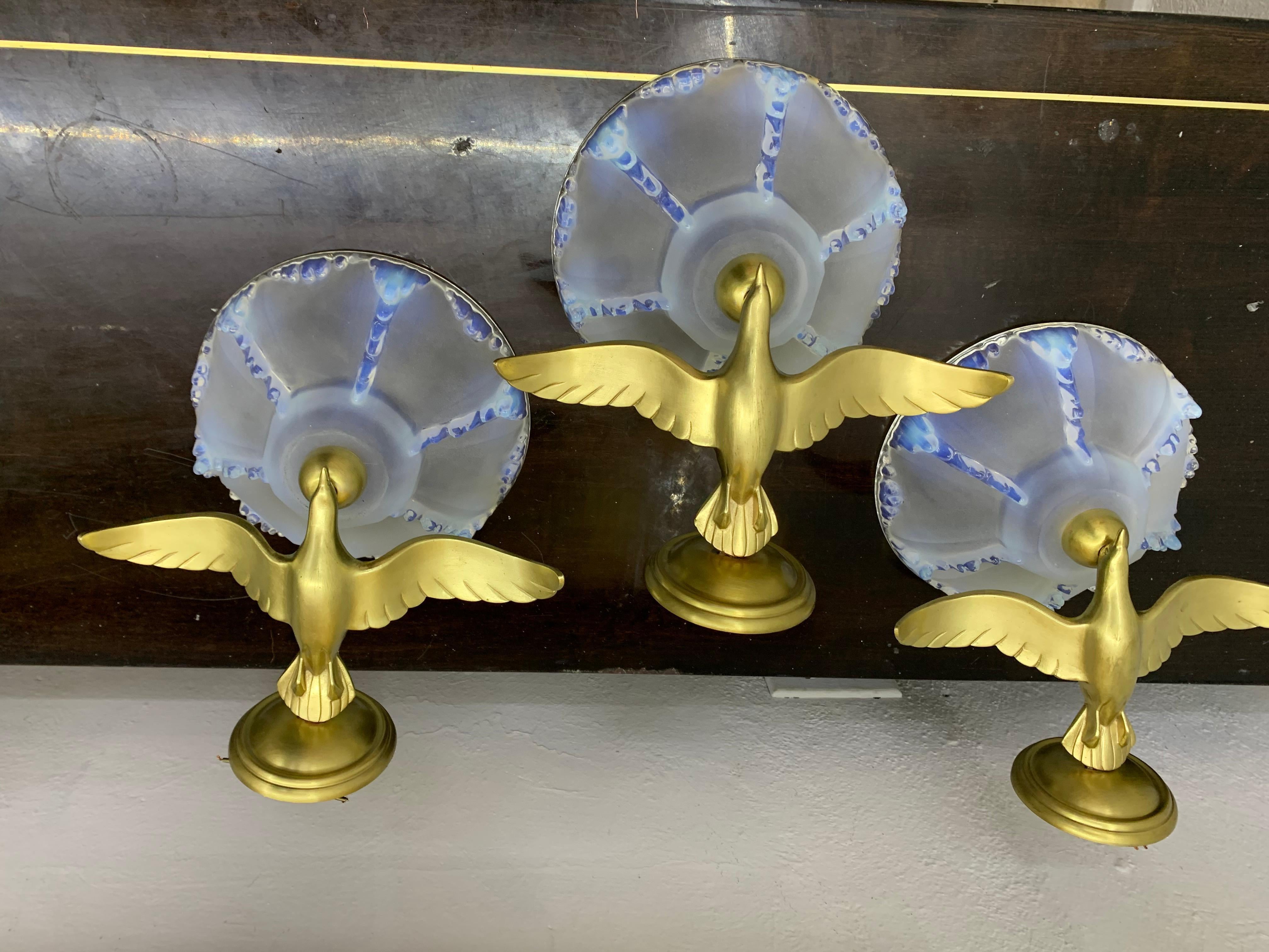3 Art Deco Brass Sconces Signed by Ezan, France circa 1940s For Sale 5