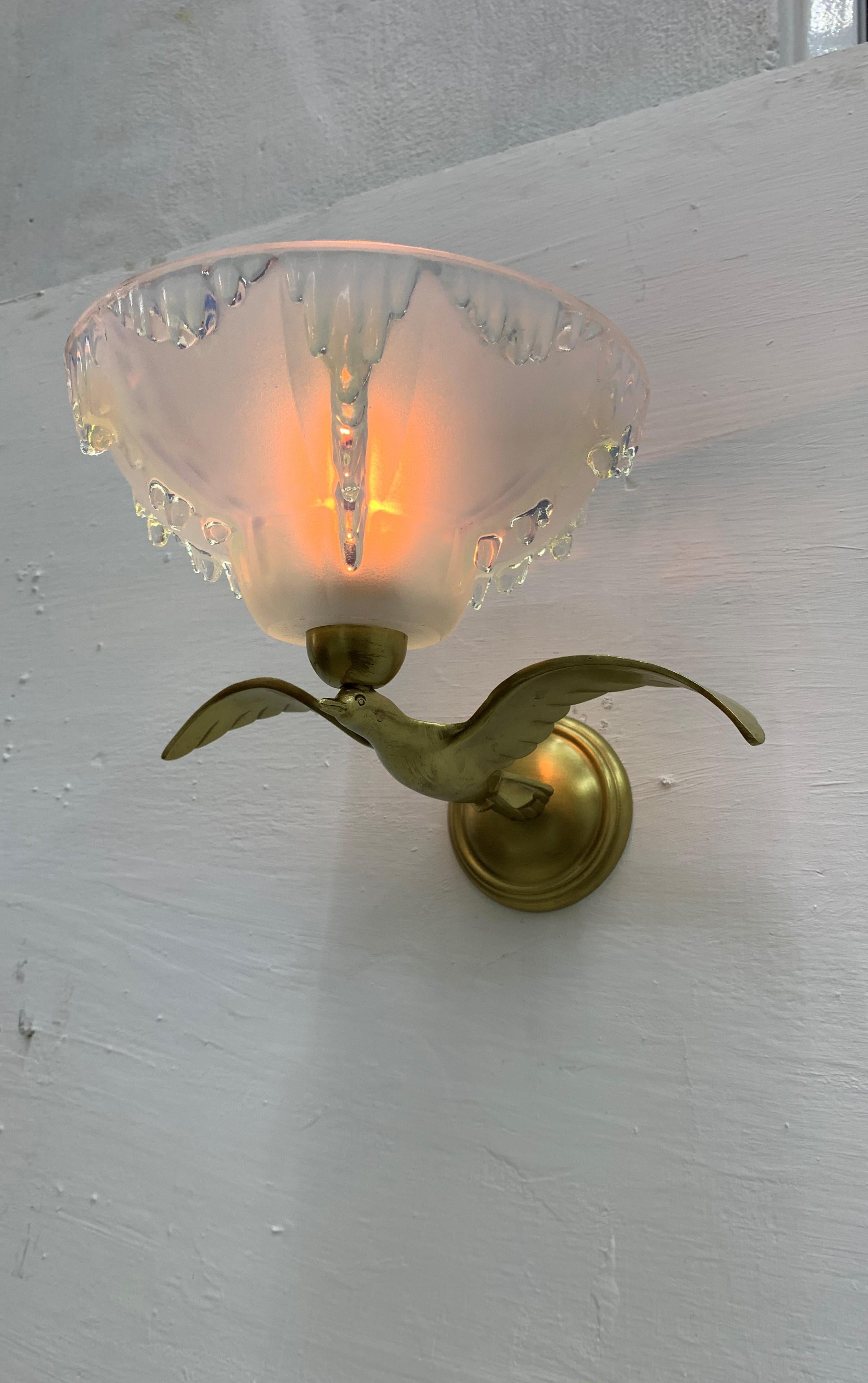 3 Art Deco Brass Sconces Signed by Ezan, France circa 1940s In Good Condition For Sale In Merida, Yucatan