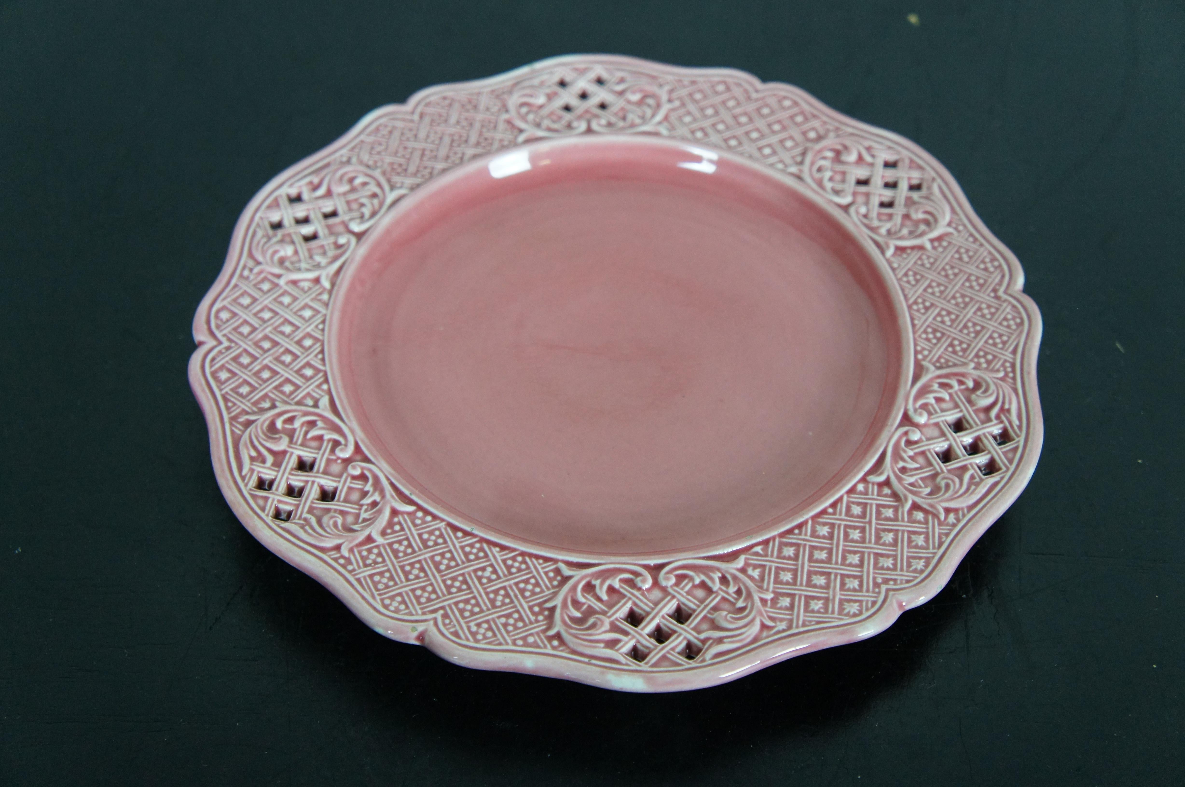 3 Austrian Hungarian Scalloped Pierced Reticulated Basketweave Lattice Plates 8. In Good Condition In Dayton, OH