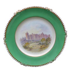 3 assiettes en porcelaine d'Aynsley avec bordures vertes et peintures de châteaux britanniques