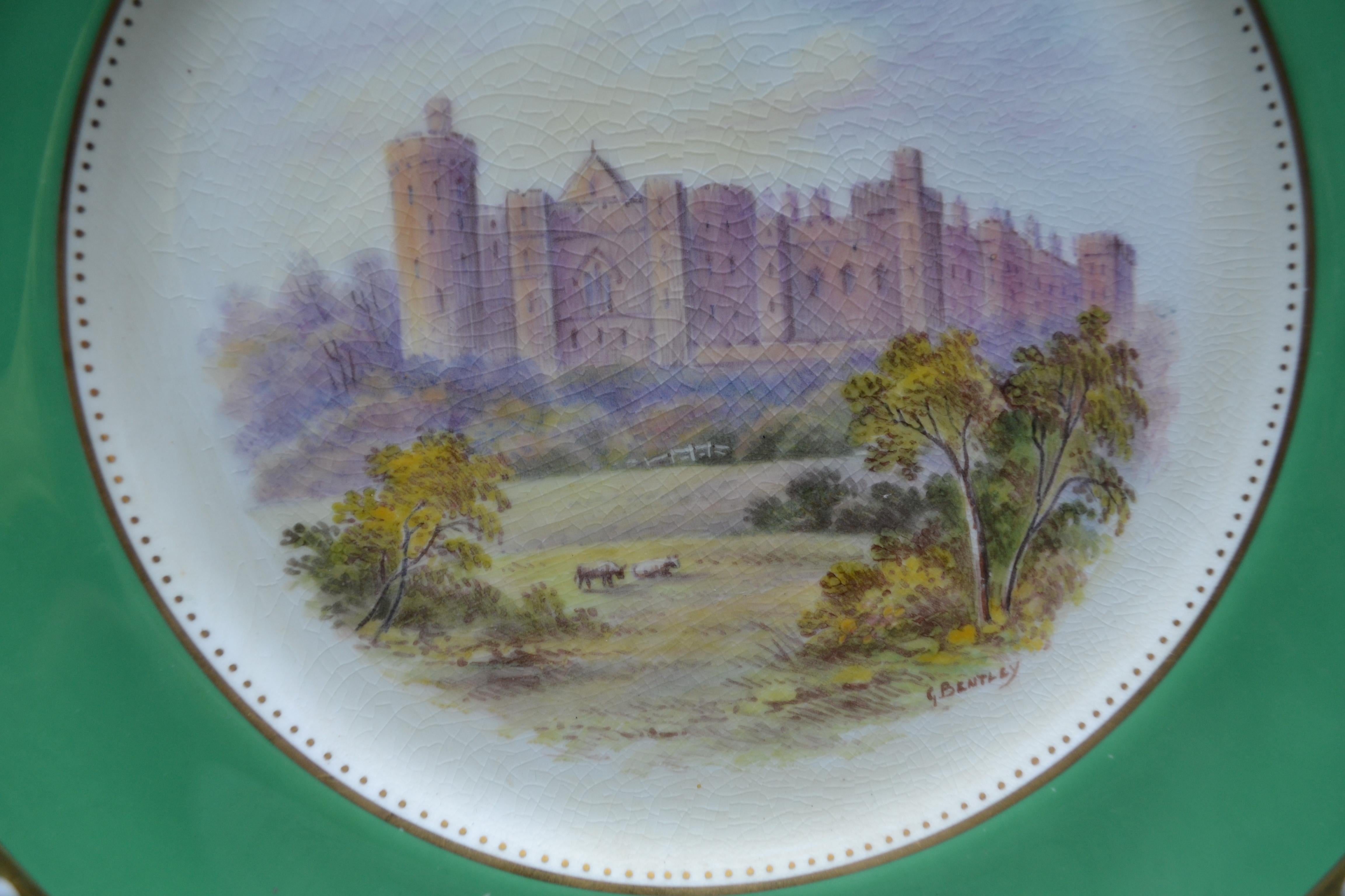 English  3 Aynsley Porcelain Plates with Green Borders and Paintings of British Castles For Sale