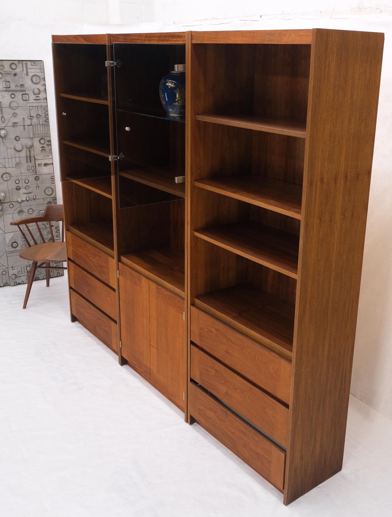 20th Century 3 Bay Mid-Mentury Modern Walnut Glass Doors Bookcase Wall Unit Curio Cabinet For Sale