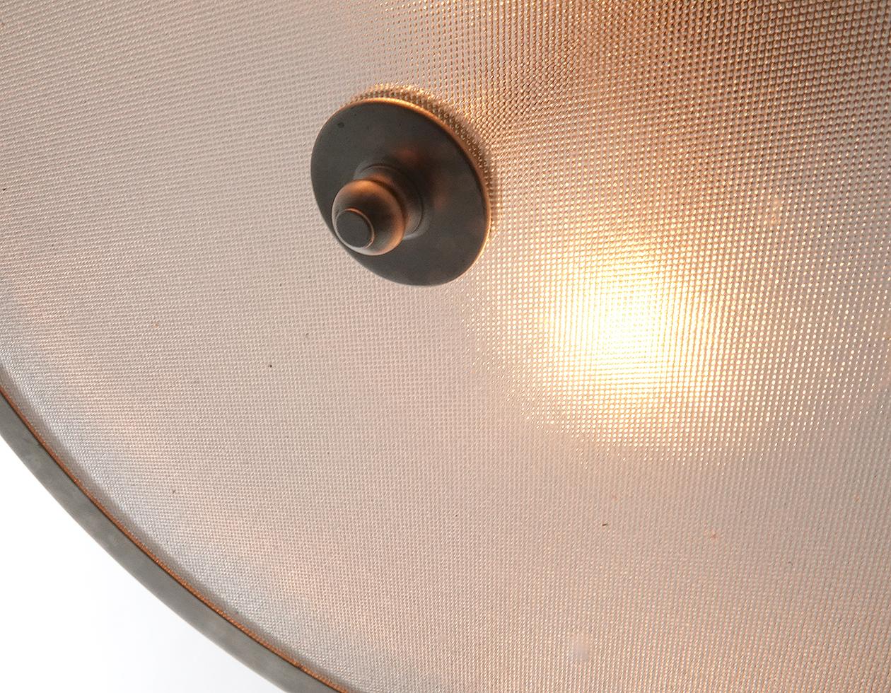 Americano 3 bellissime cupole Holophane con hardware in nichel spazzolato e vetro inferiore in vendita