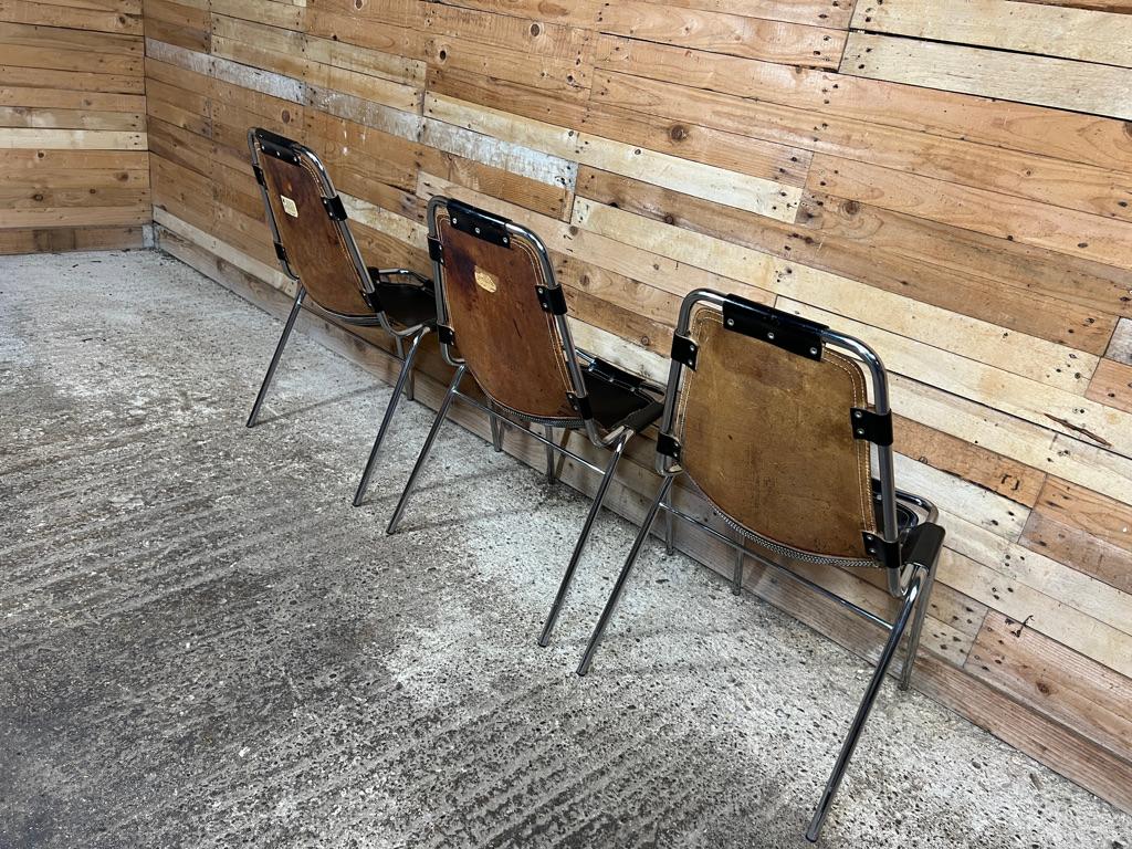 3 chaises de salle à manger Les Arcs noires Charlotte Perriand pour les Arcs, France, années 1960 en vente 3