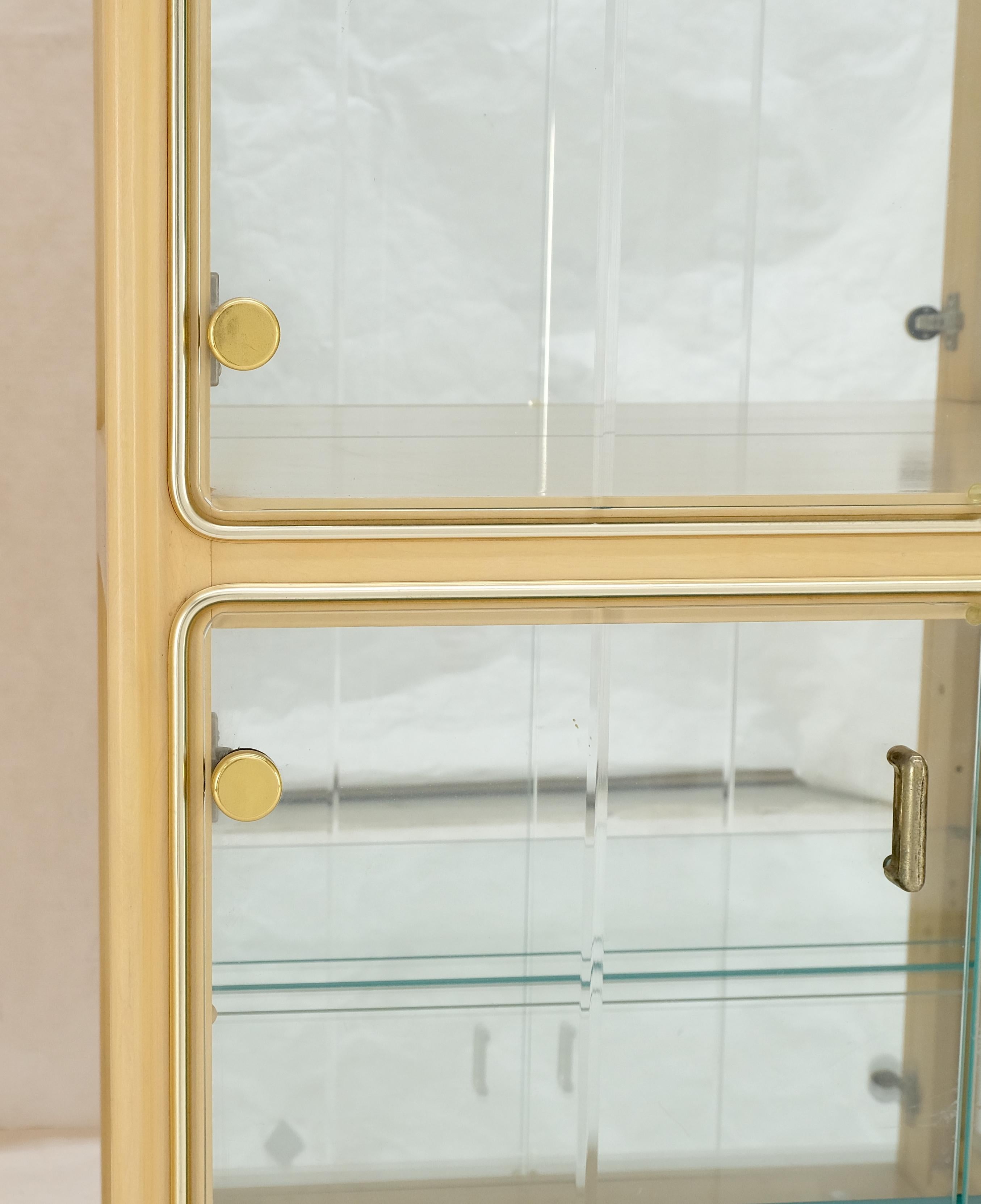 3 casse da esposizione in legno biondo con ante in vetro, scaffali in vetro MINT! in vendita 5