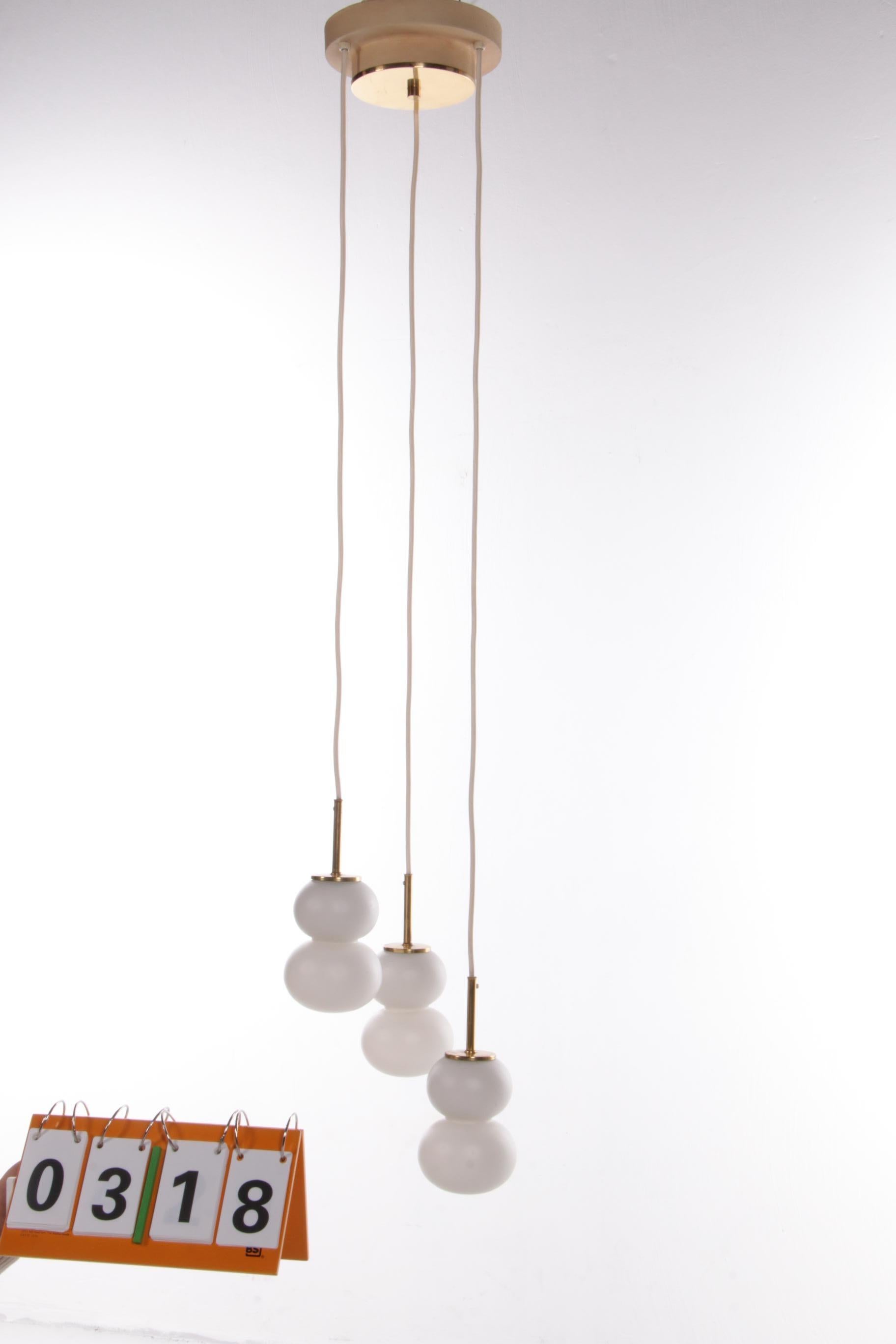 Lampe à suspension 3 bols Modèle Pumpkin Cascade, années 1960 Doria Leughter Allemagne en vente 6