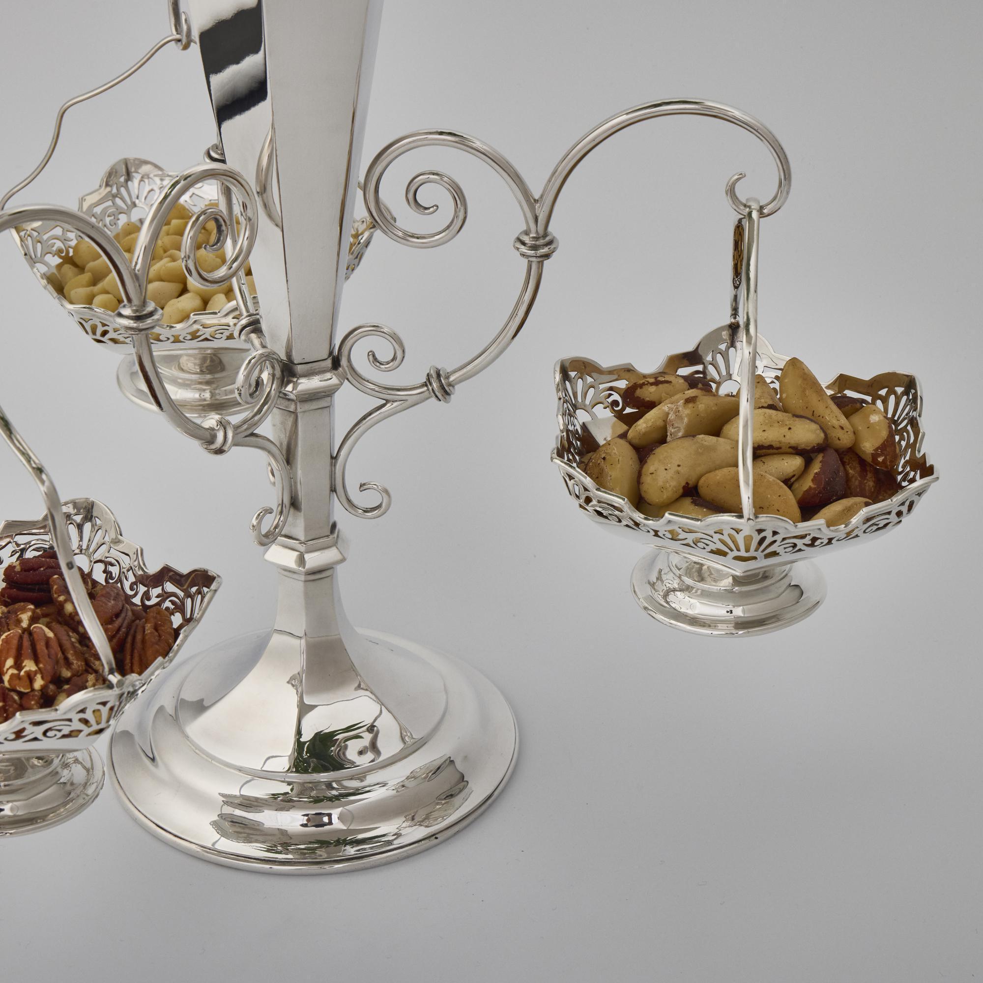 Argent sterling Centre de table épergne à 3 branches en argent antique en vente