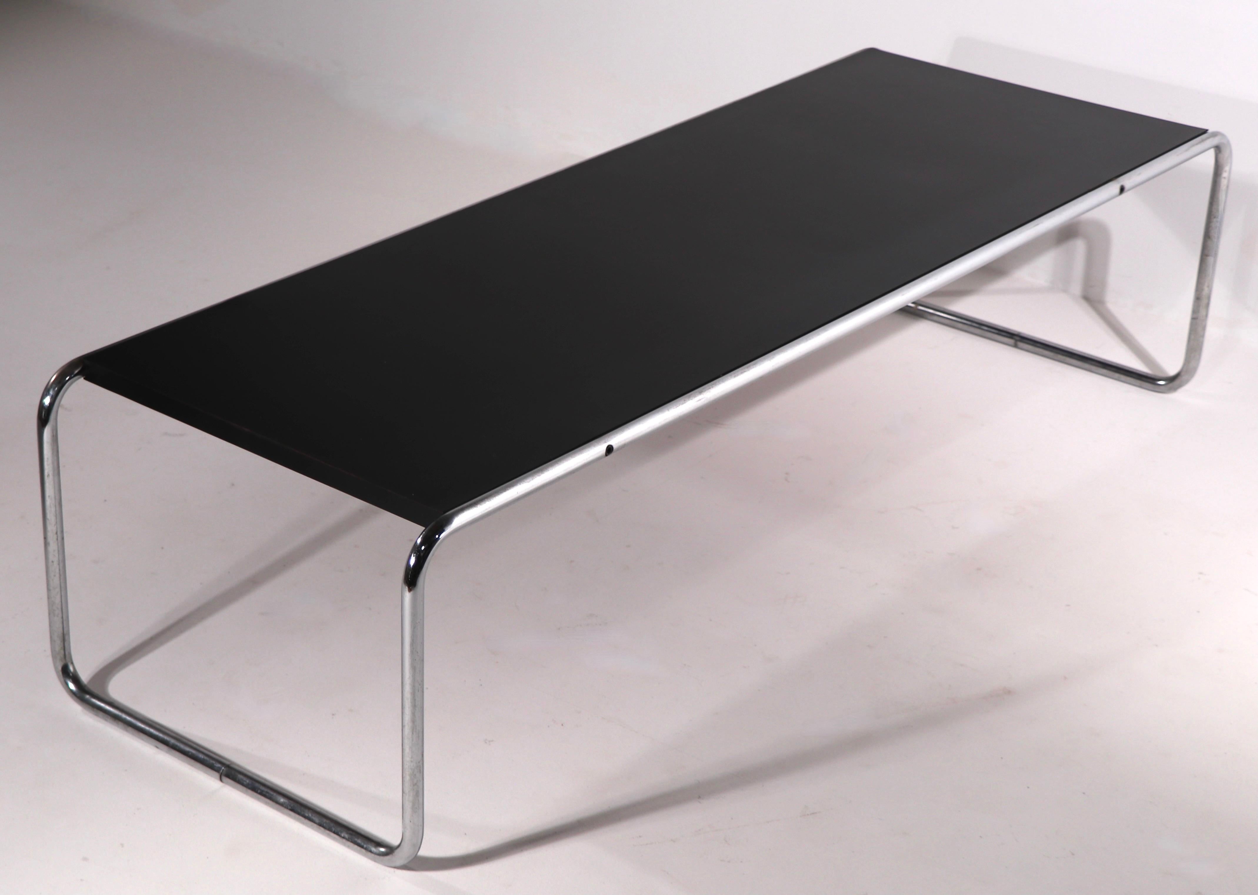 3 von Breuer entworfene Tische Made in Finland by Stendig 1 Beistelltisch 2 Couchtische im Angebot 9