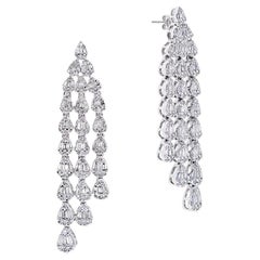 Boucles d'oreilles chandelier en diamants baguettes et ronds certifiés 3 carats