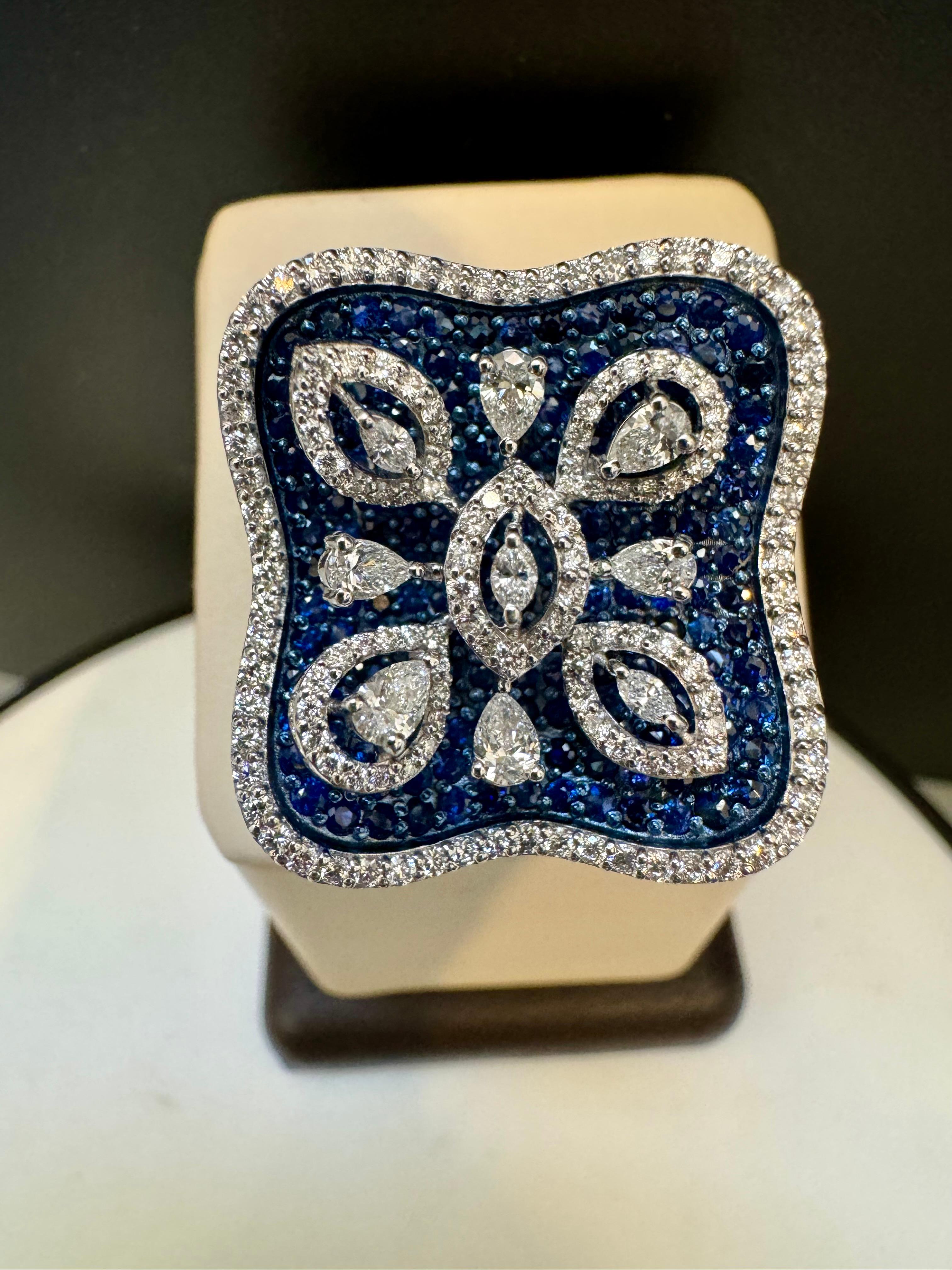 3 Carat Blue Sapphire and 2 Ct Diamond Cocktail Ring in 18 Karat  White Gold 6 For Sale 1