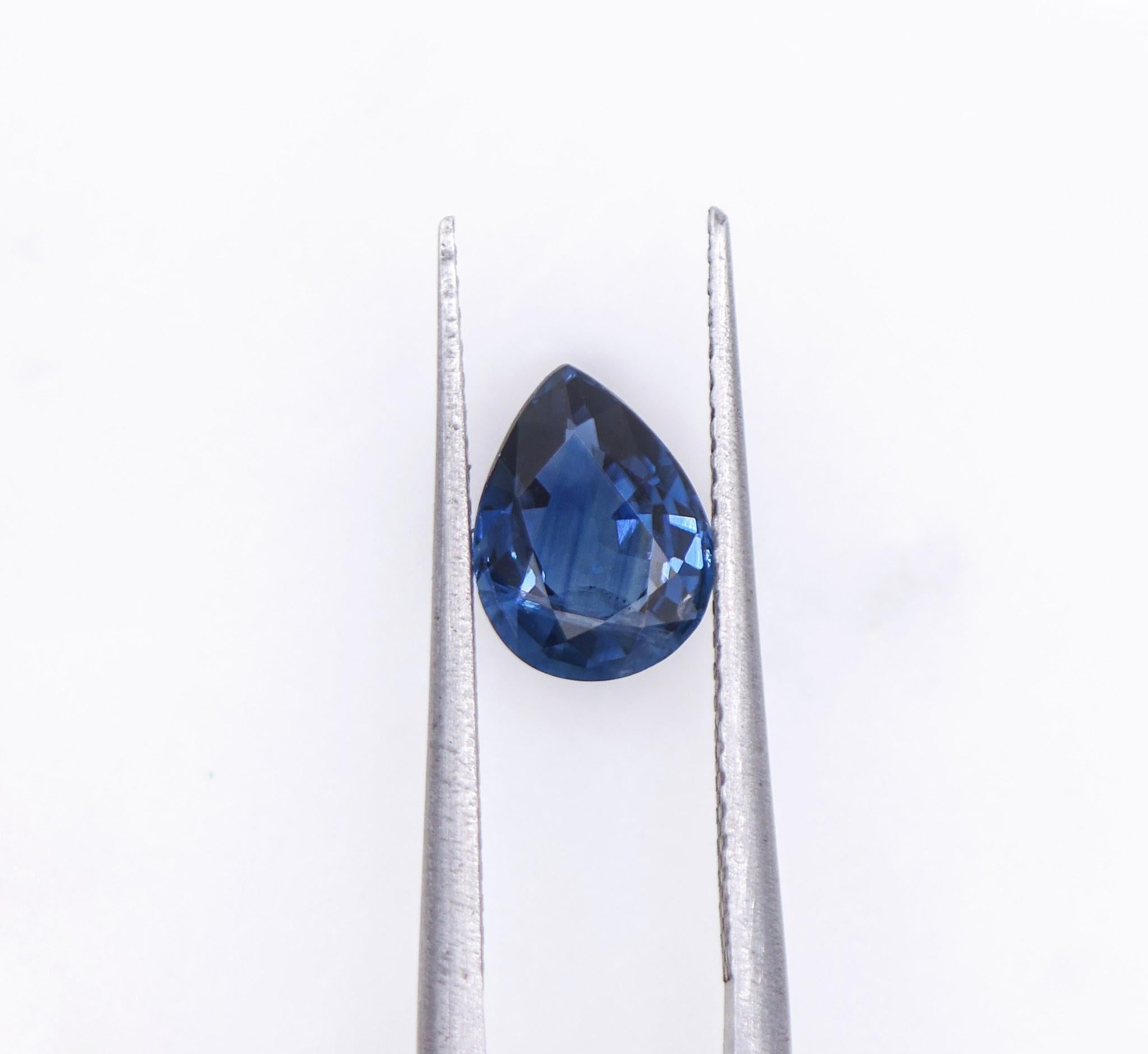 Taille poire Saphir bleu 3 carats, pierre précieuse non sertie en forme de poire, 8 x 6 mm en vente