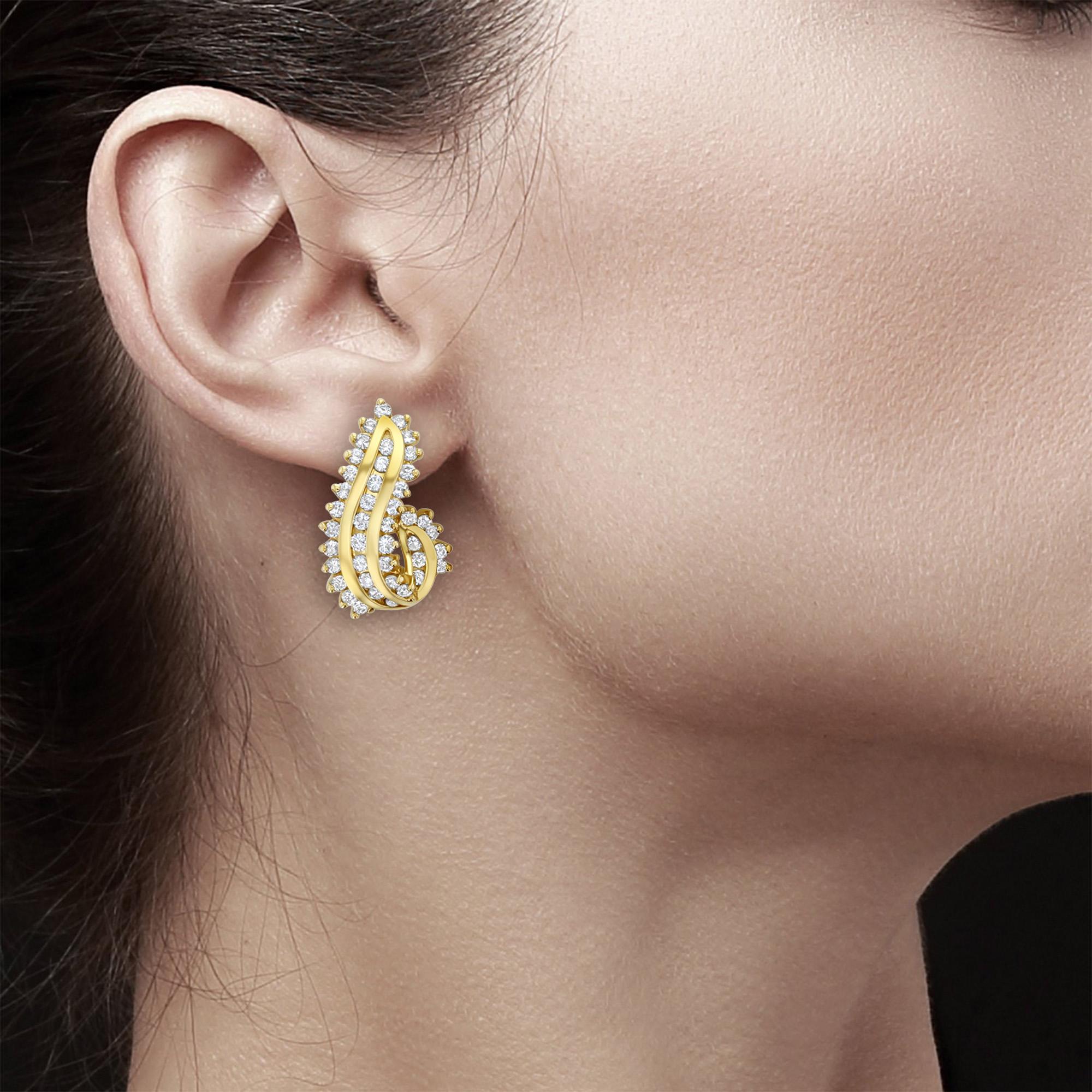 ♥ Product Summary ♥

Main Stone: Diamonds
Approx. Diamond Carat Weight: 3.00cttw 
Diamond Clarity: SI1/SI2
Diamond Color: H
Metal Choice: 14K Yellow Gold
Diamond Cut: Round
Weight: 10 grams
Dimensions: 24mm x 16mm 
Closure: Omega Clip On

Diamonds