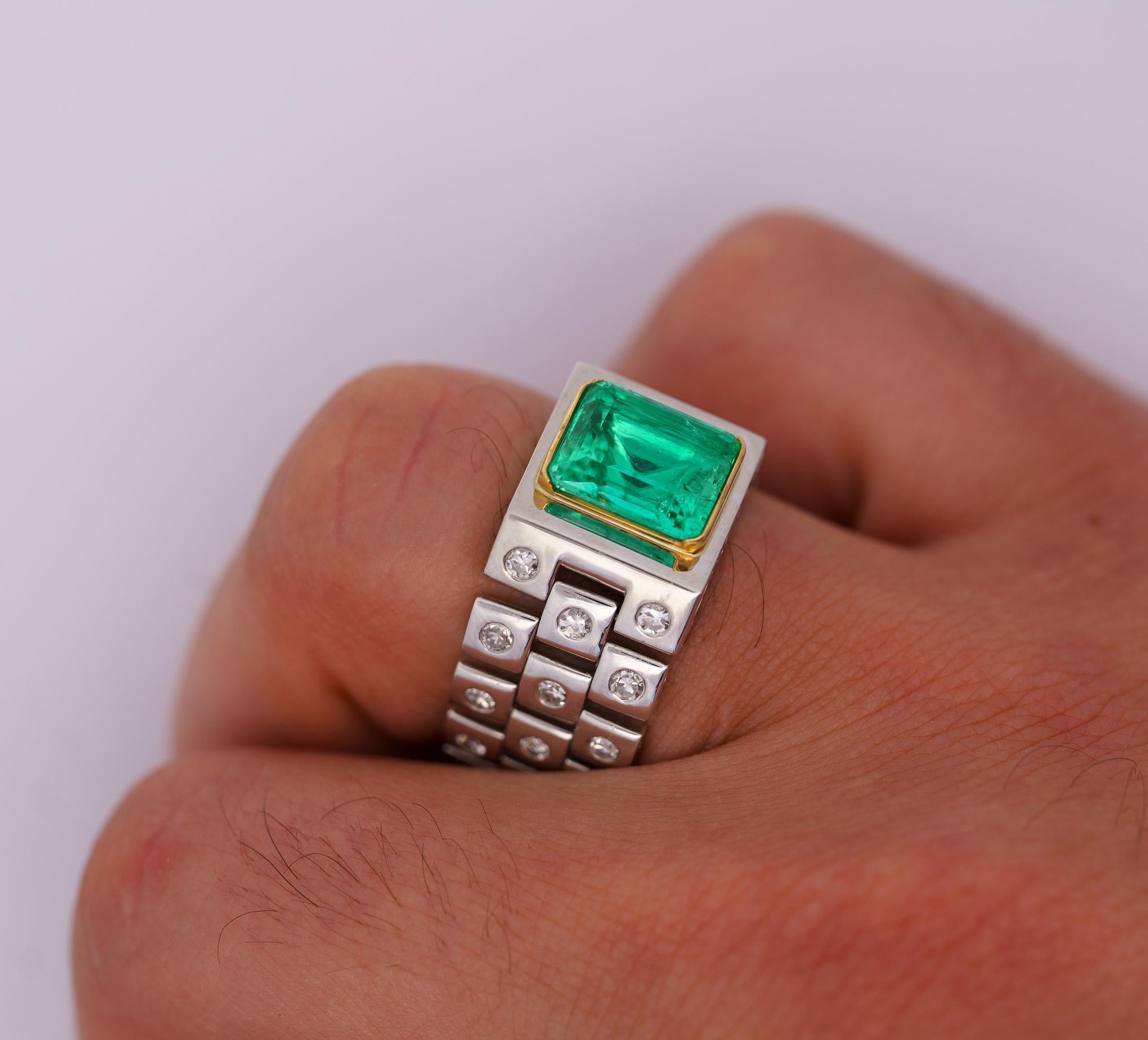 Art Deco 3 Carat Colombian Emerald Platinum Mens Link Ring For Sale