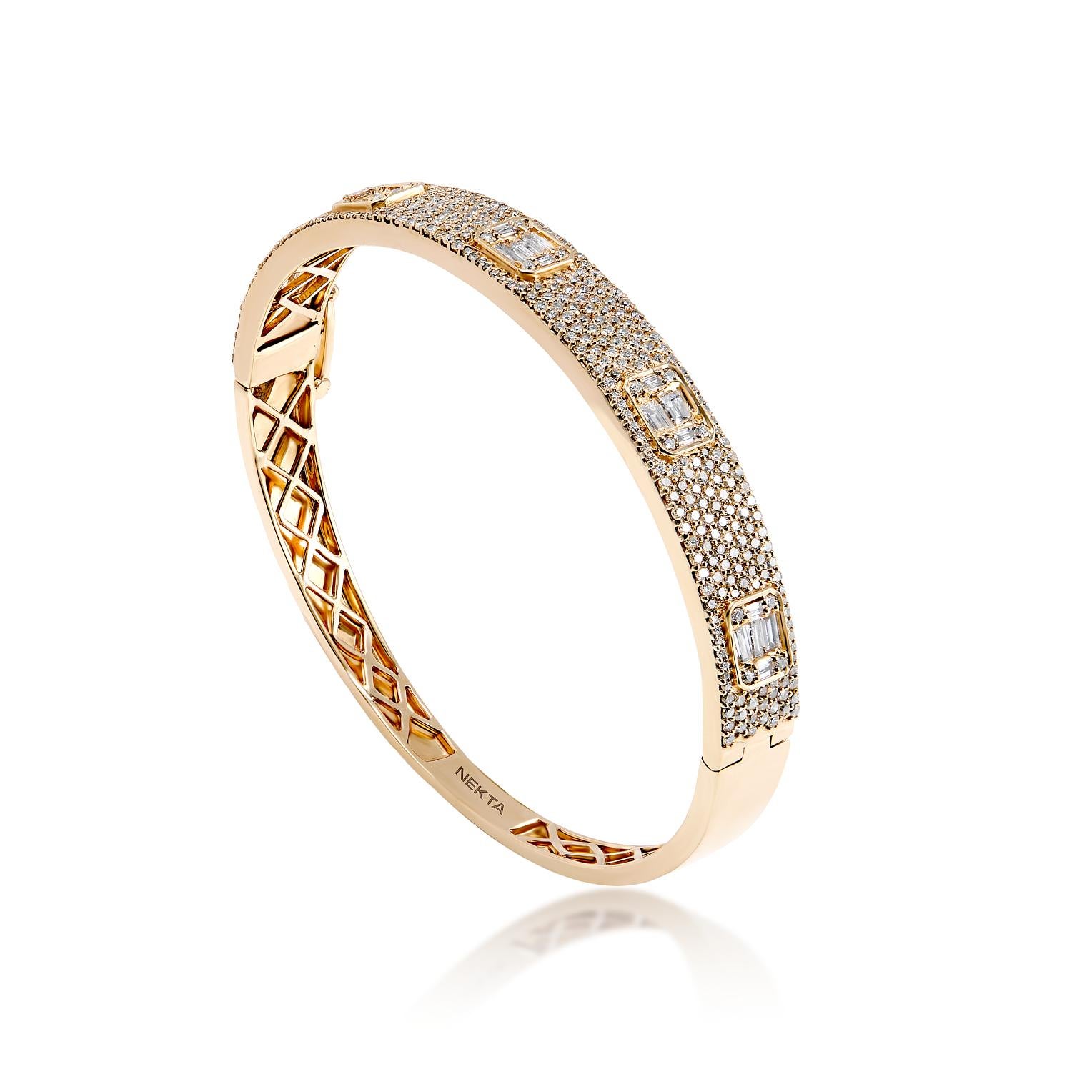 Taille mixte Bracelet jonc en diamants de forme mélangée certifié 3 carats en vente