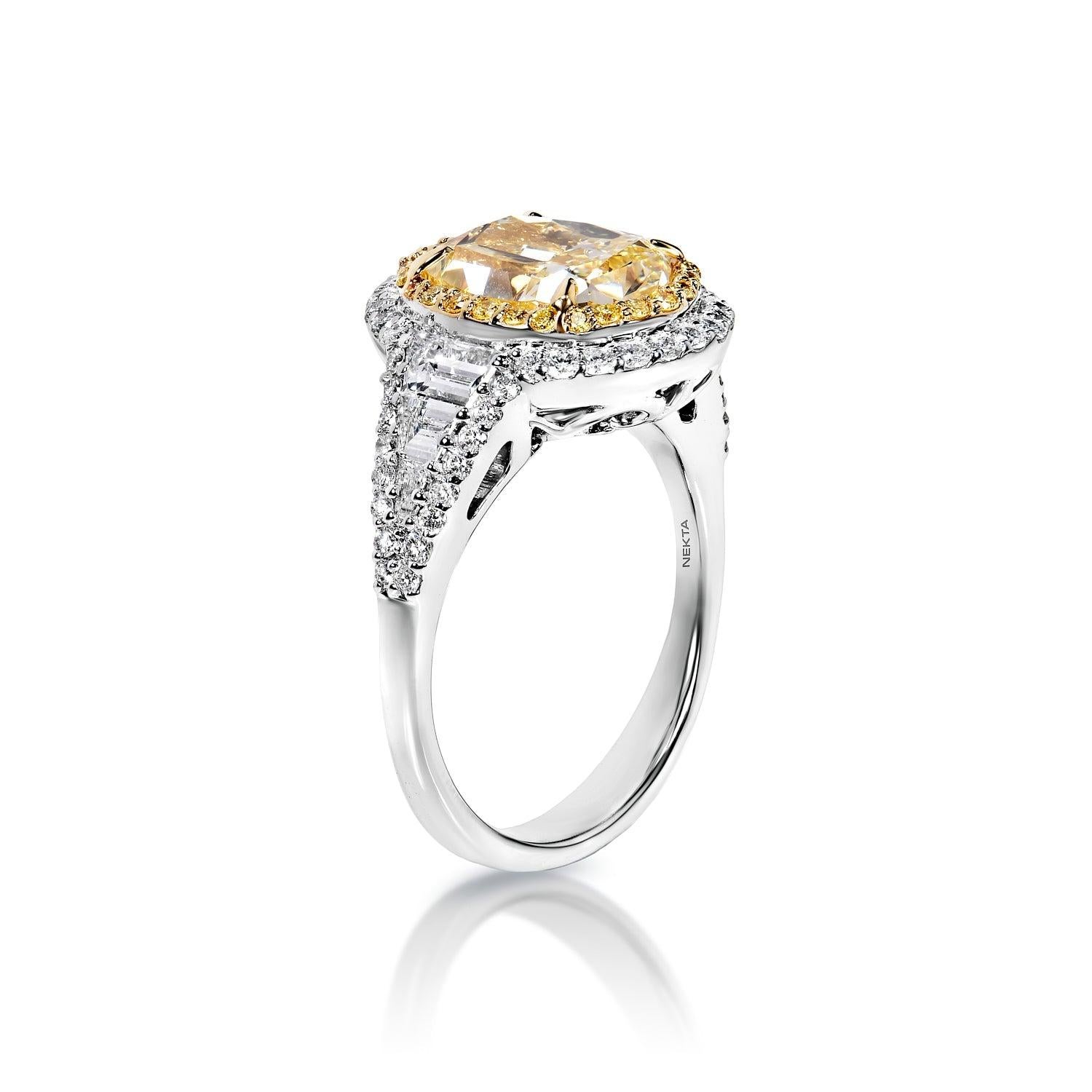 Verlobungsring mit 3 Karat Diamanten im Kissenschliff, GIA-zertifiziert U - V VS1 im Zustand „Neu“ im Angebot in New York, NY