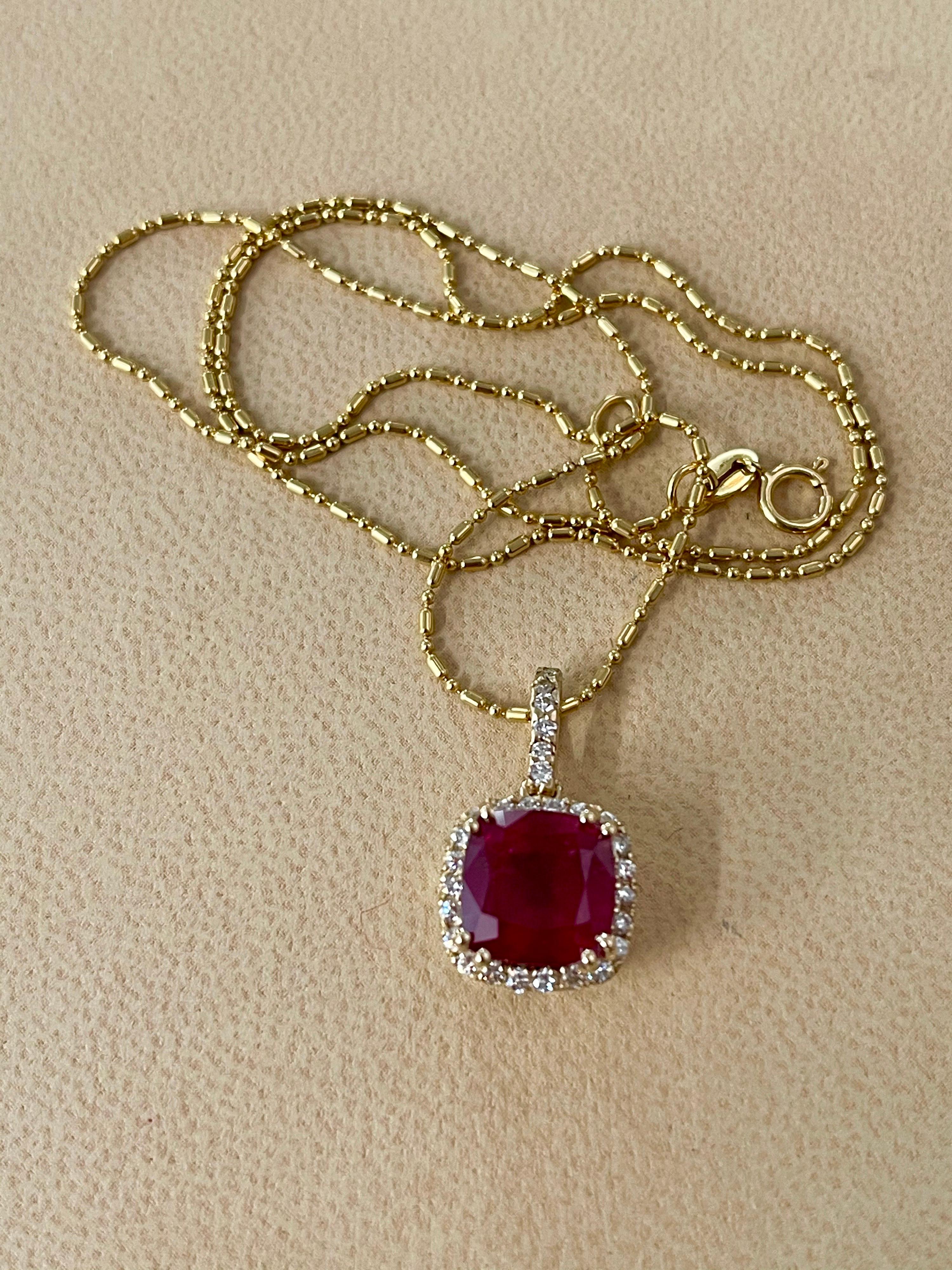 3 Carat Cushion Cut Ruby Pendant with Diamonds 14 Karat Yellow Gold Chain In Excellent Condition In New York, NY