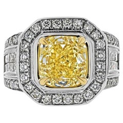 3 Carat Cushion Statement Fancy Yellow  Rare Fancy-Color Splendour Diamond Ring