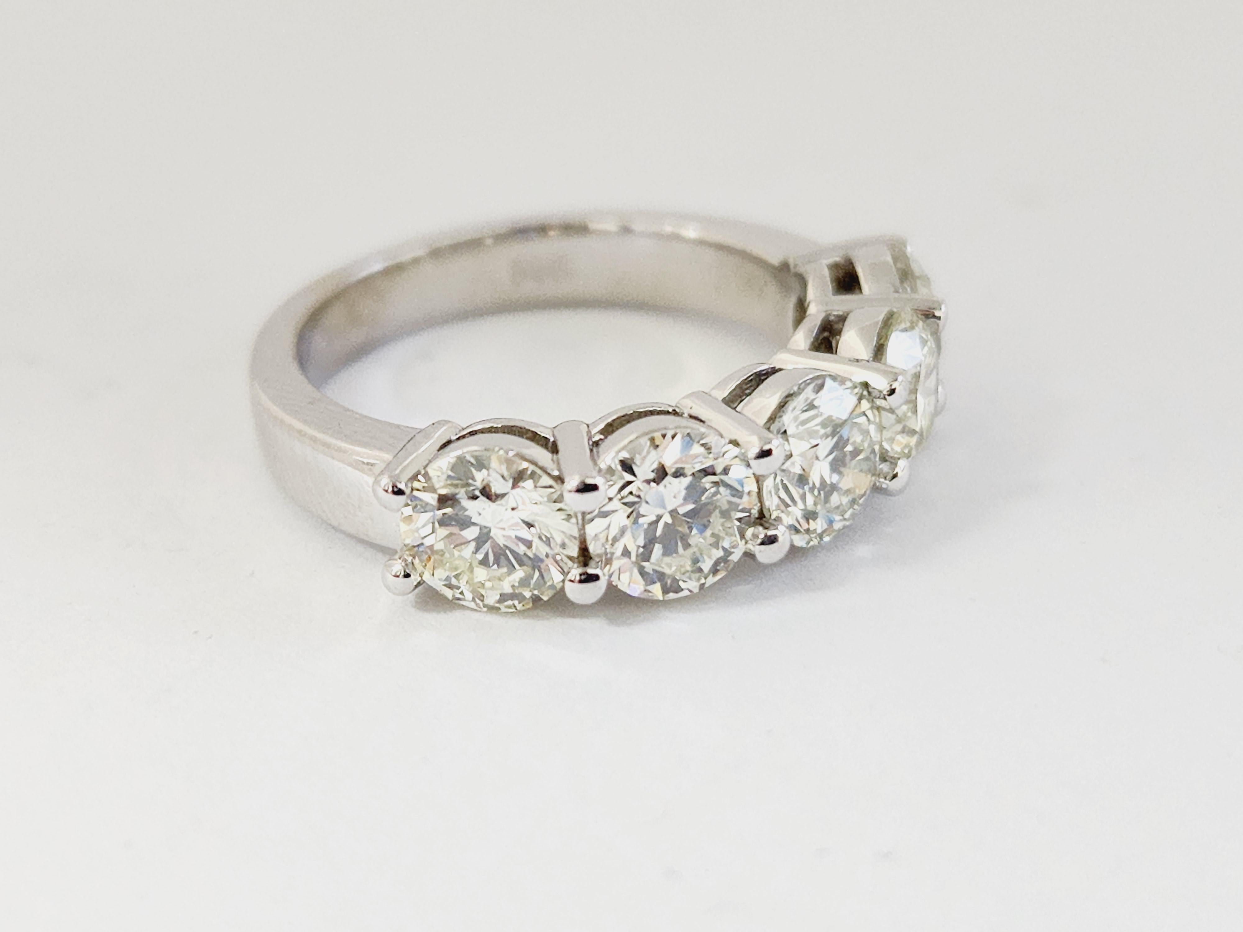 Round Cut 3 Carat Diamond Band White Gold 14 Karat