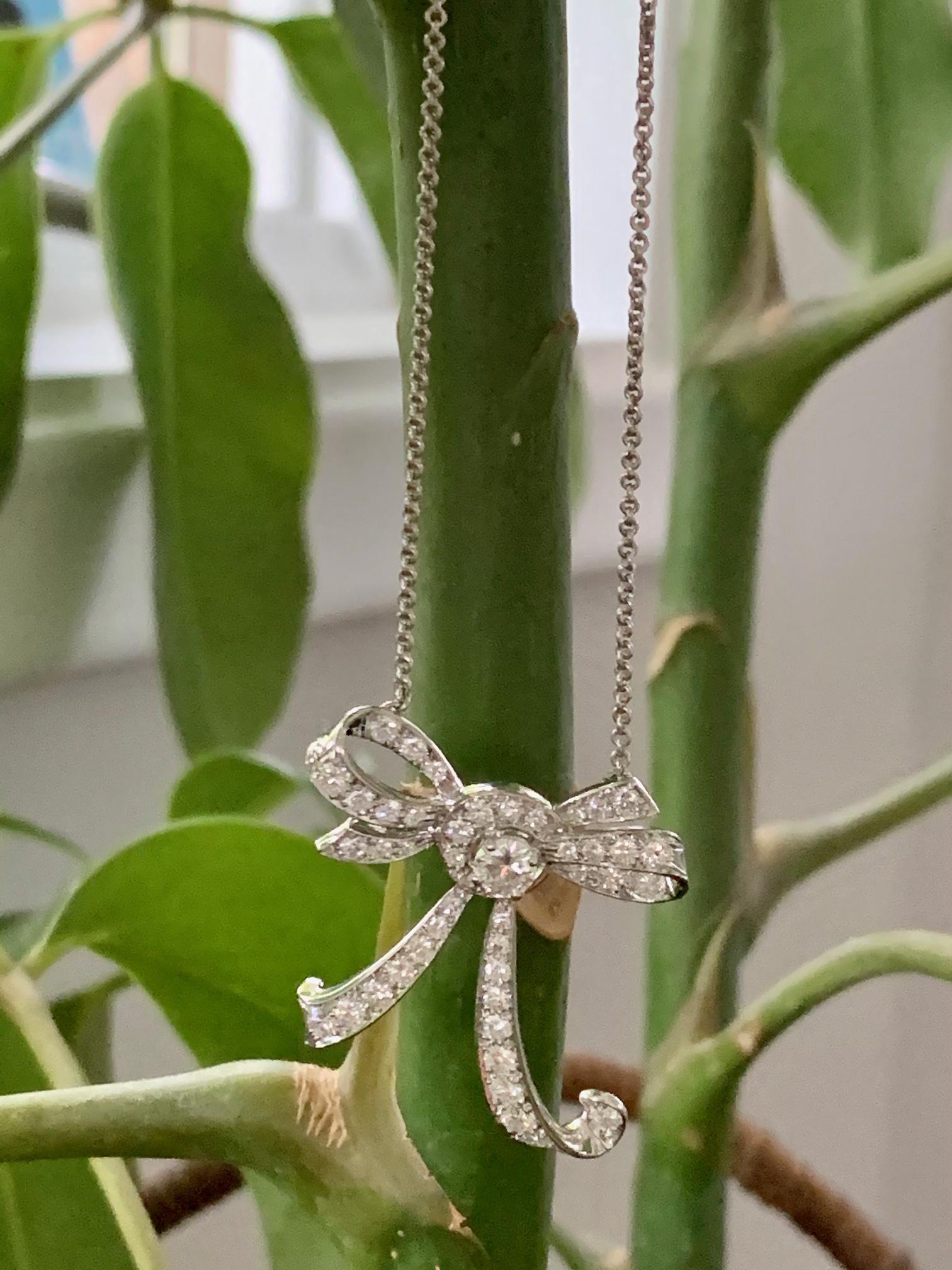 3 Carat Diamond Bow Platinum Necklace In Excellent Condition In St. Louis Park, MN