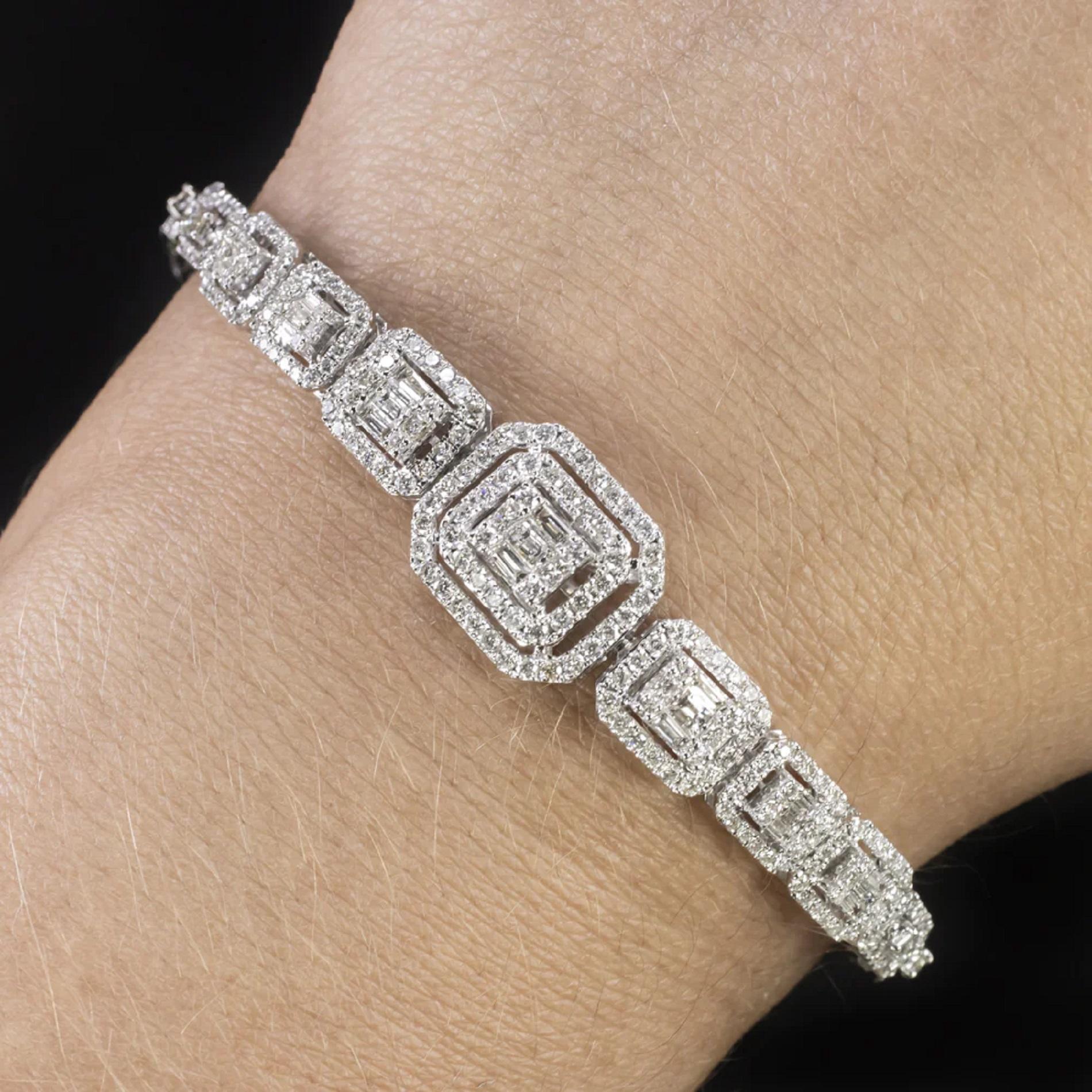 Round Cut 3 Carat Diamond Bracelet