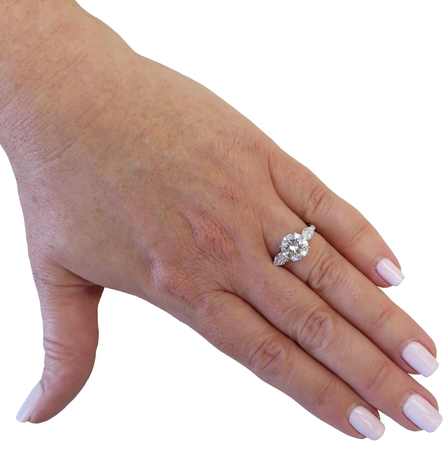 Brilliant Cut 3 Carat Diamond Engagement Ring For Sale