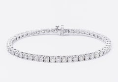Pulsera de tenis con diamantes de 3 quilates Oro blanco de 14 quilates Promedio 0,05 quilates